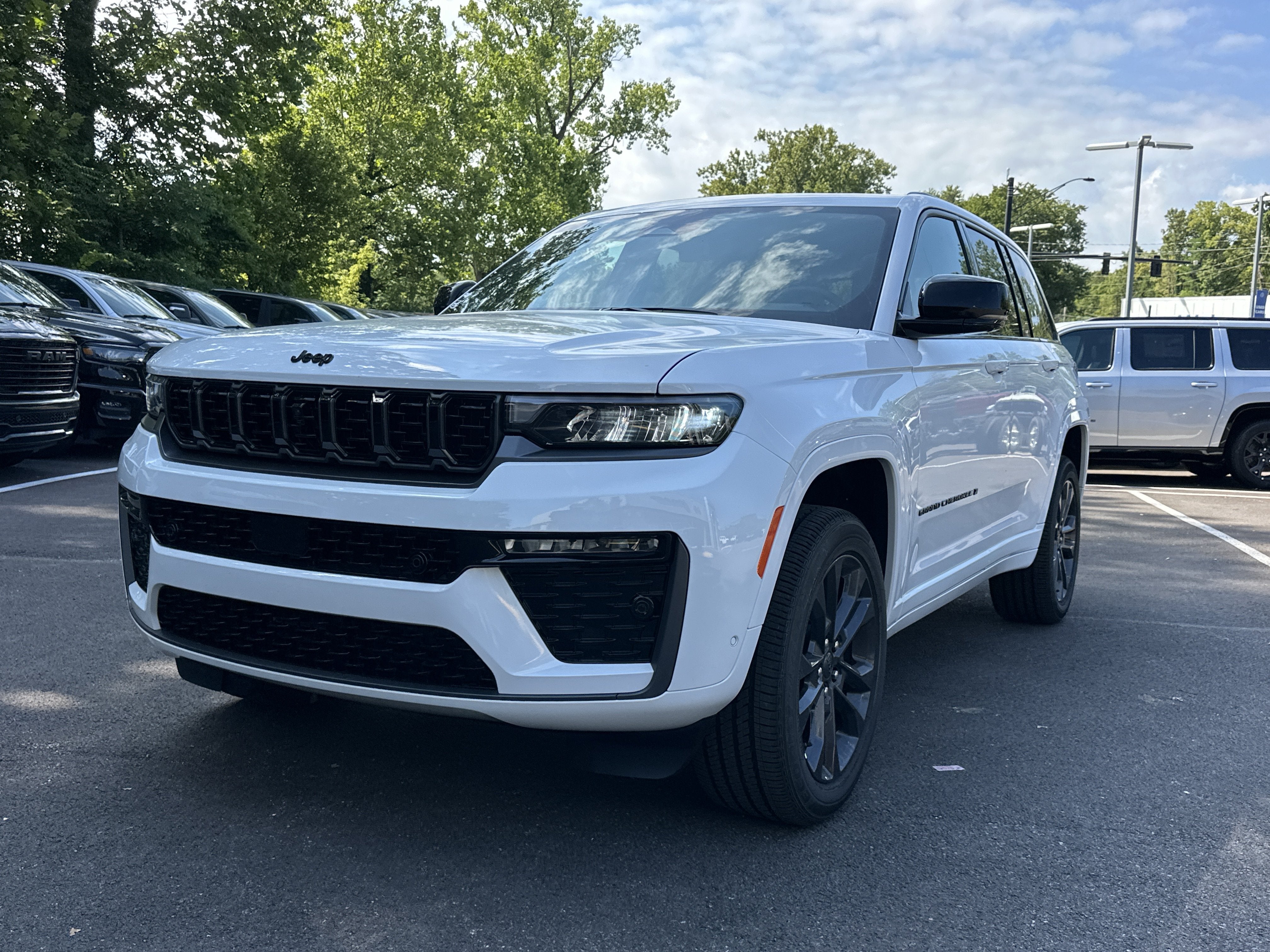 2026 Jeep Grand Cherokee Limited Reserve
