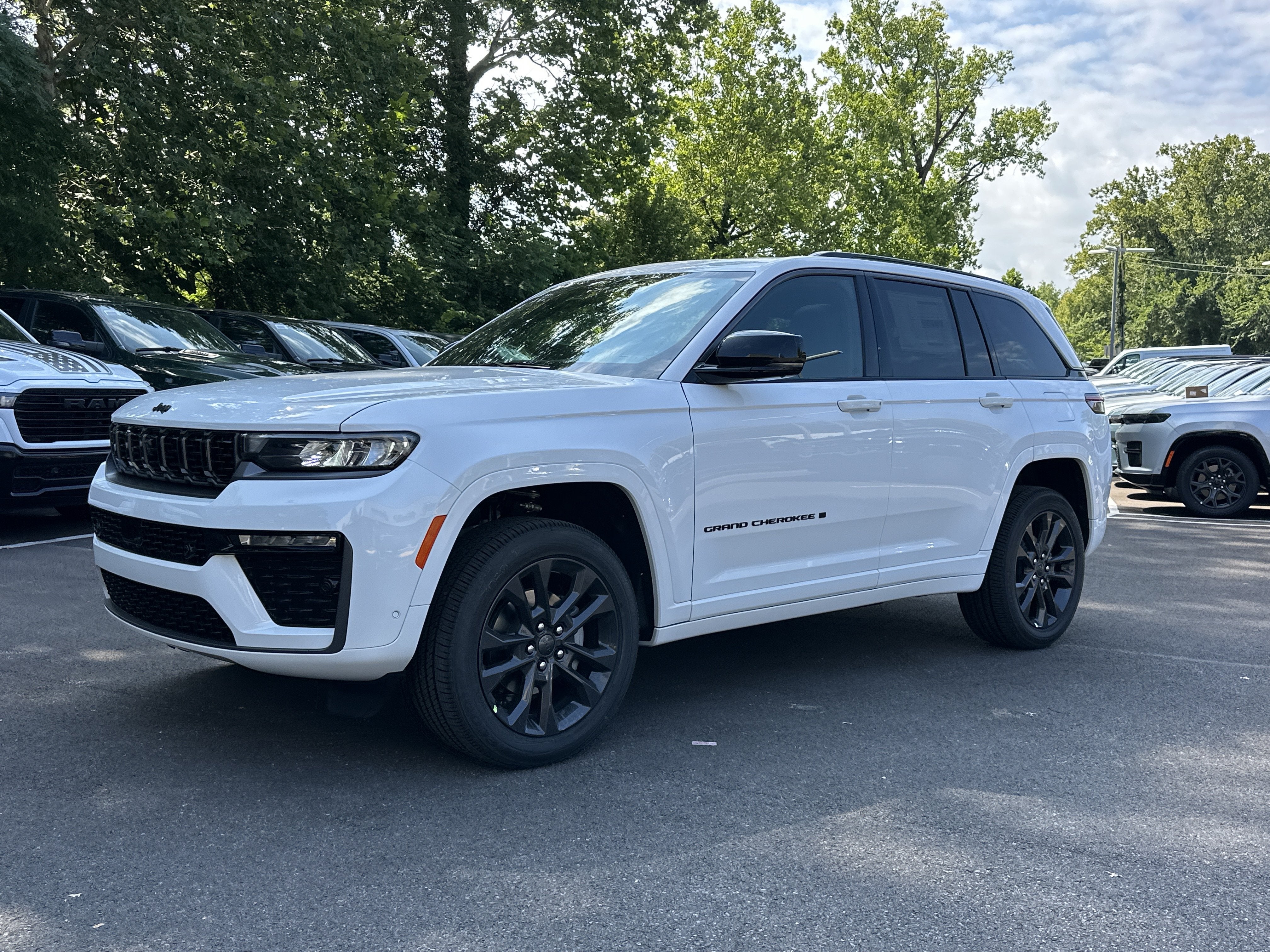 2026 Jeep Grand Cherokee Limited Reserve