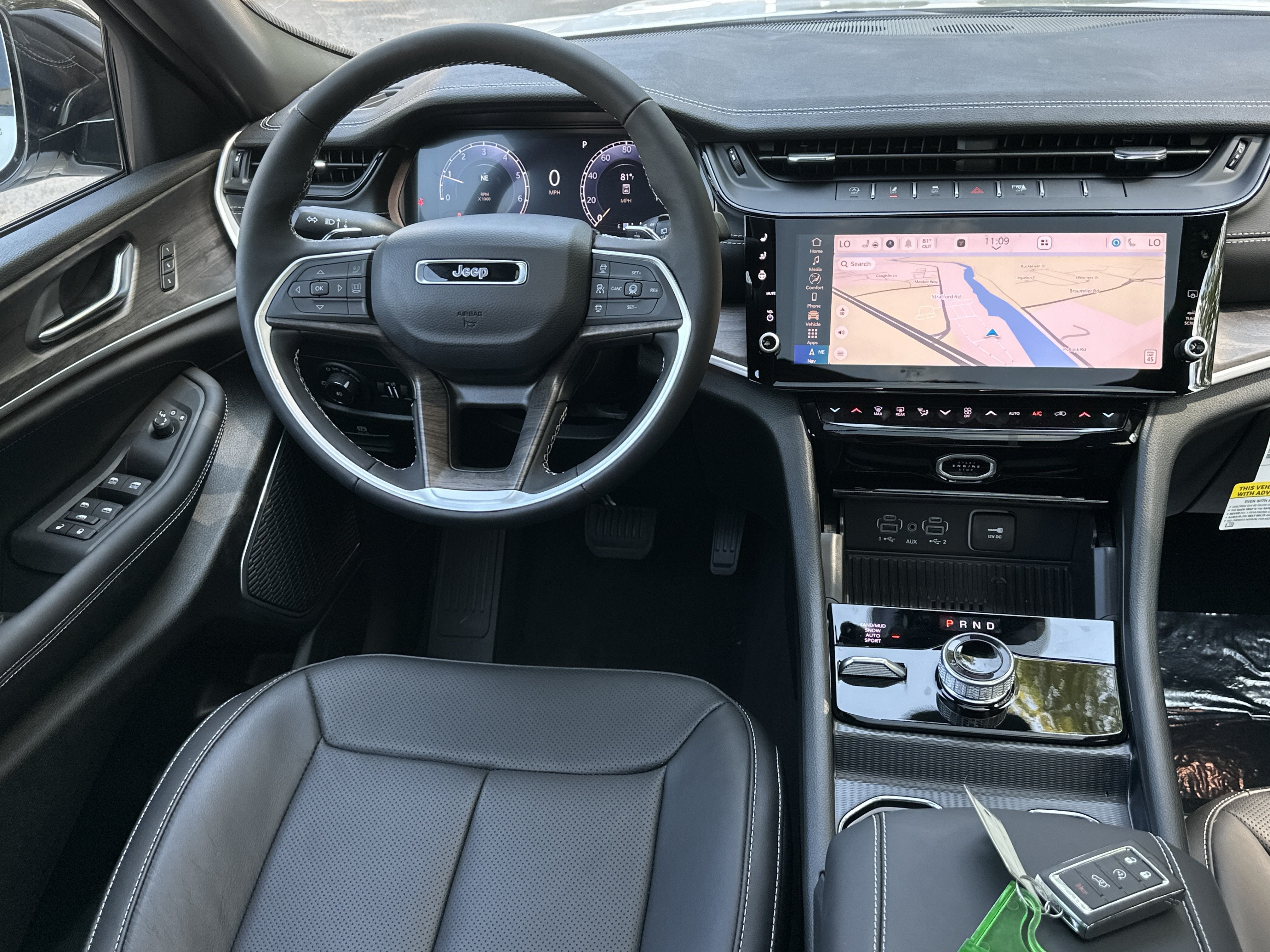 2026 Jeep Grand Cherokee Limited Reserve