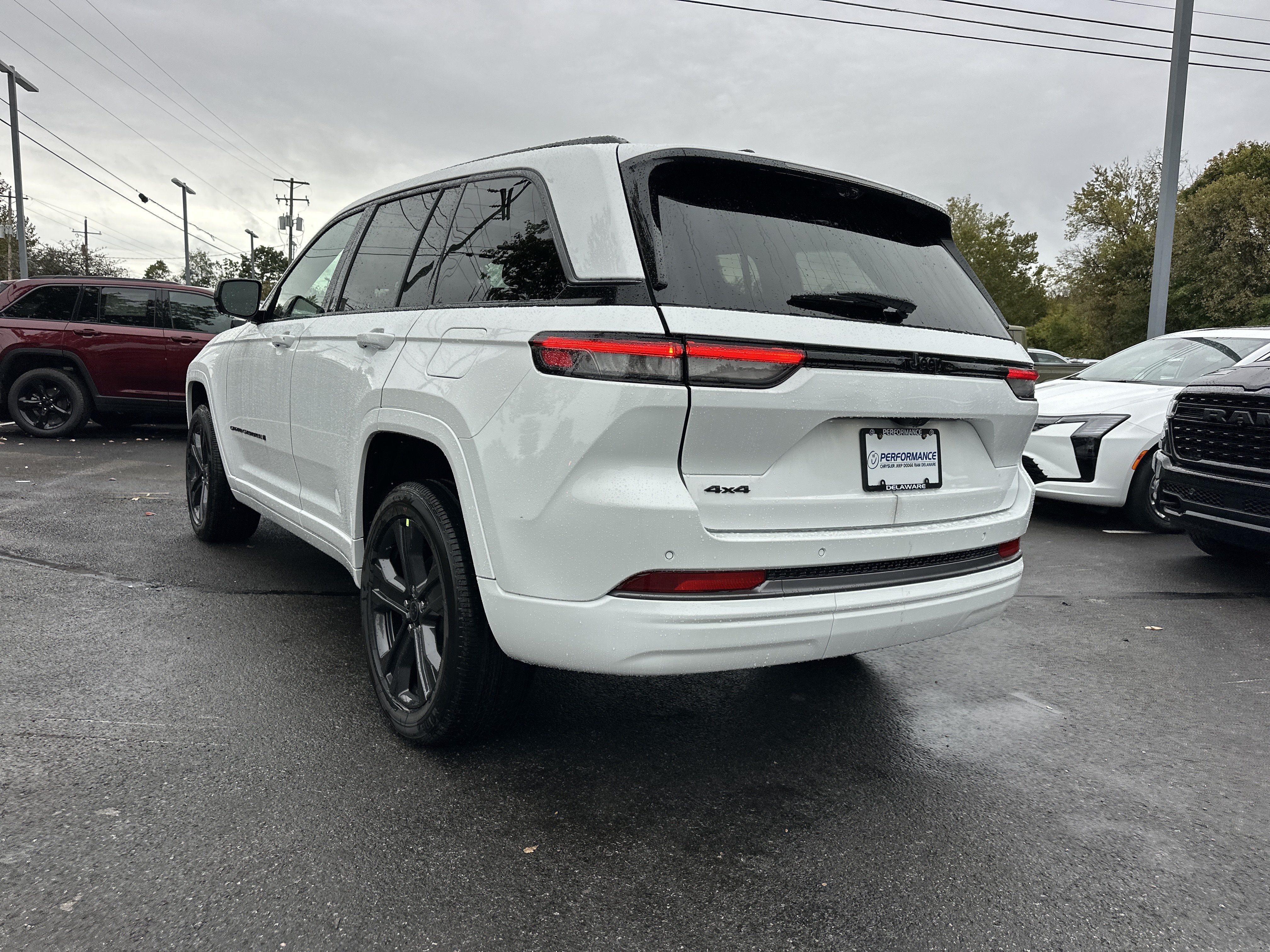 2027 Jeep Grand Cherokee Limited Reserve