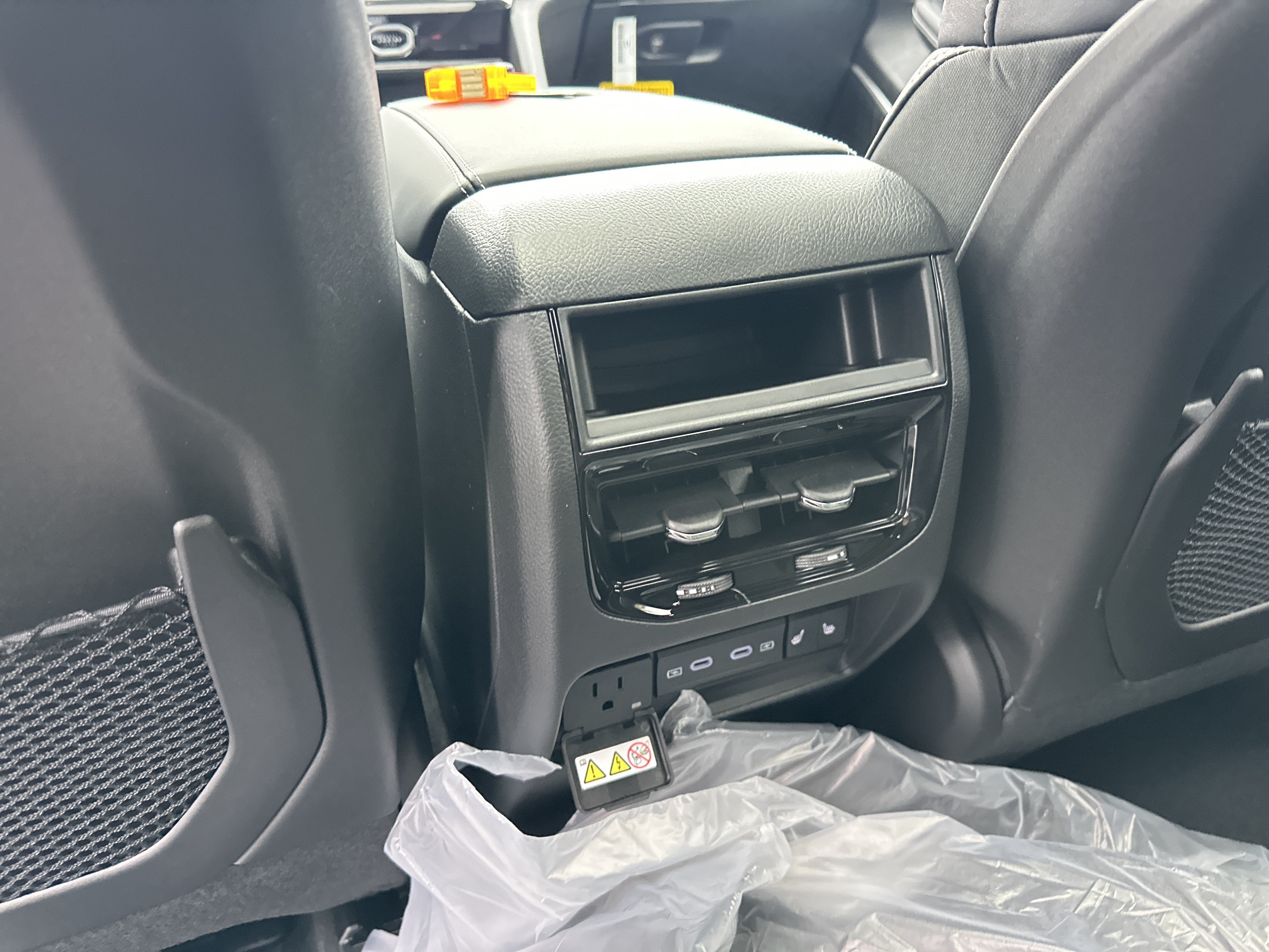 2027 Jeep Grand Cherokee Limited Reserve