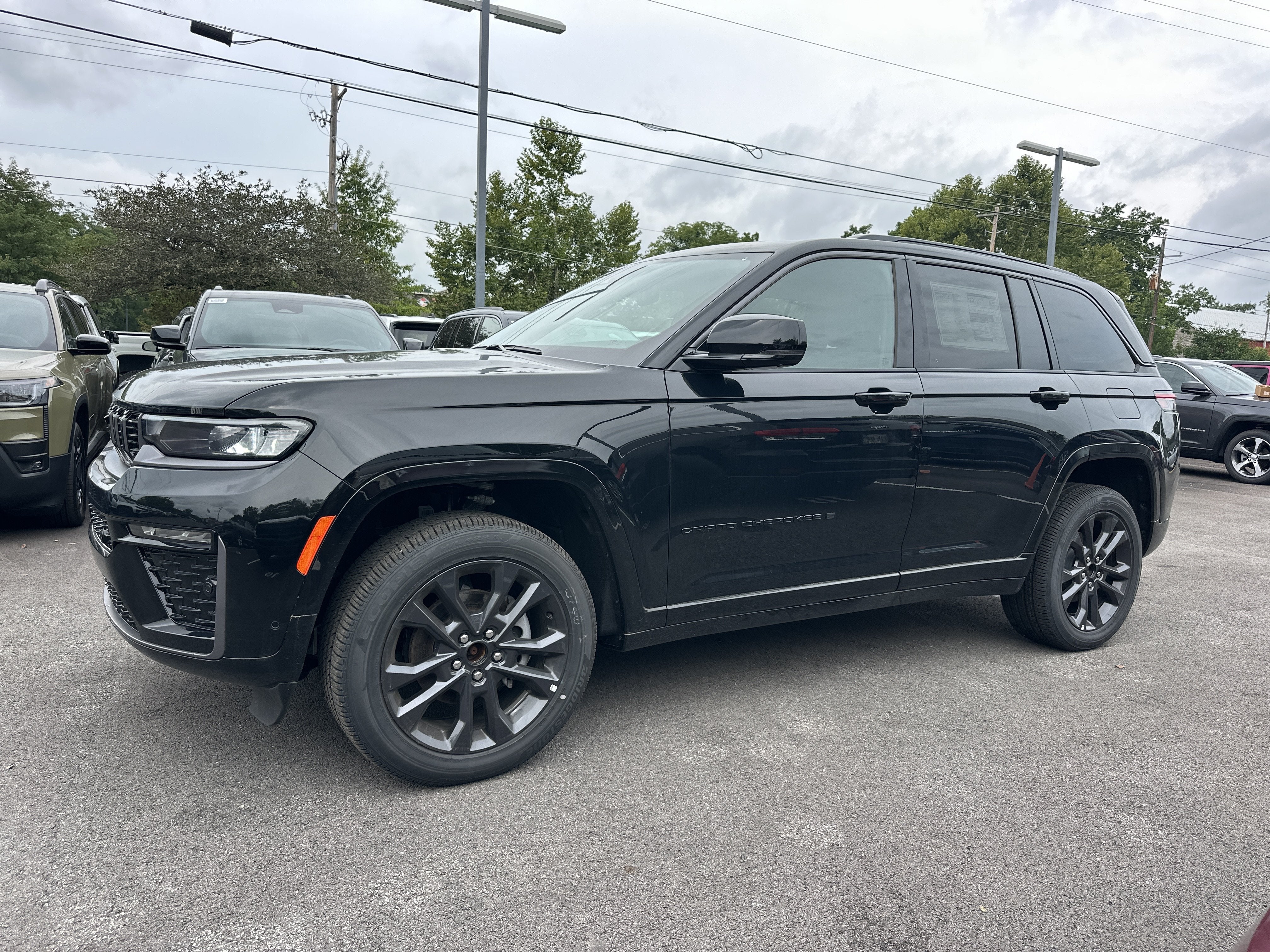 2026 Jeep Grand Cherokee Limited Reserve