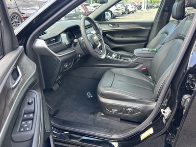 2027 Jeep Grand Cherokee Limited Reserve