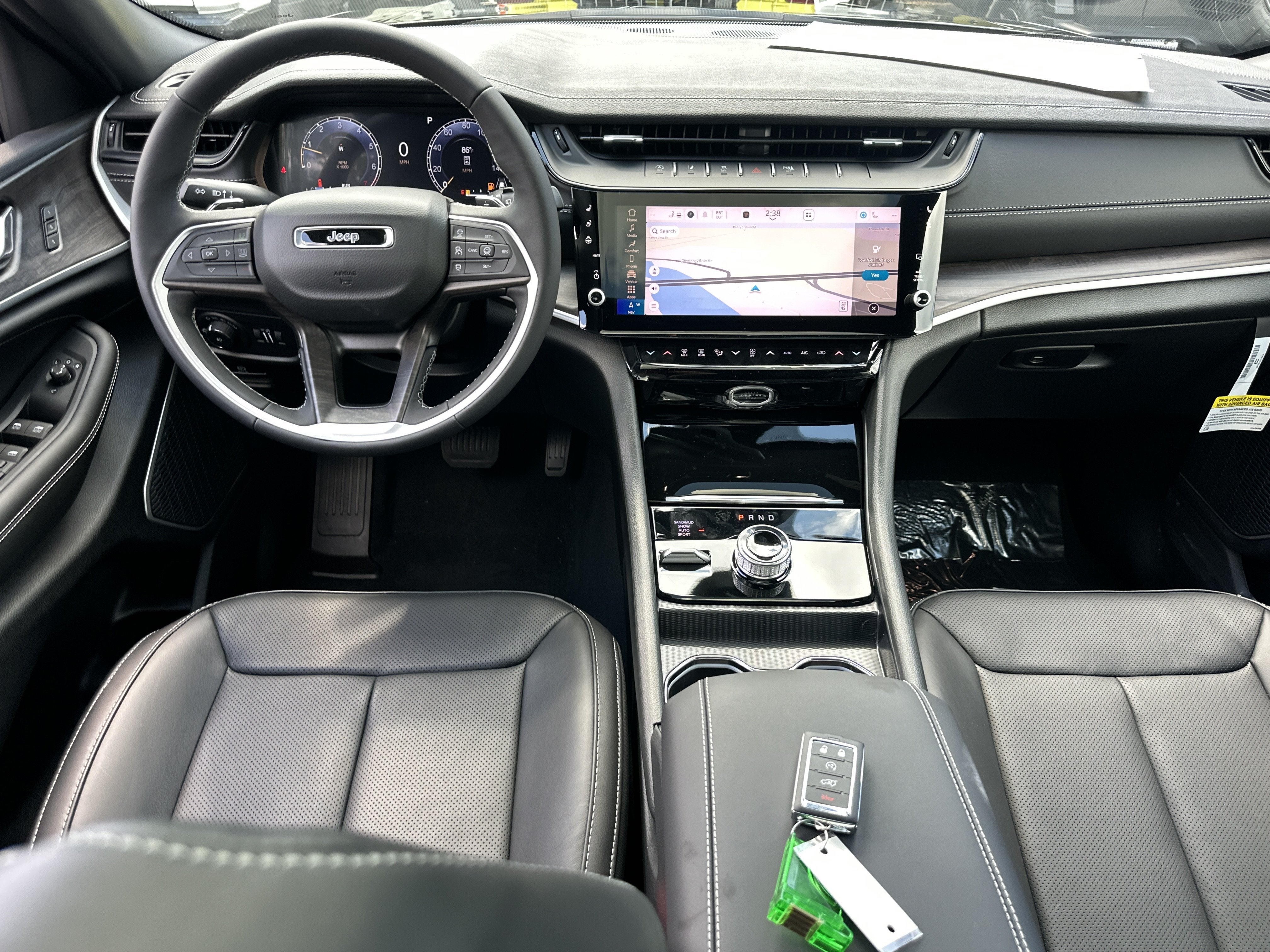 2027 Jeep Grand Cherokee Limited Reserve