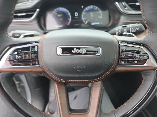 2025 Jeep Grand Cherokee Summit