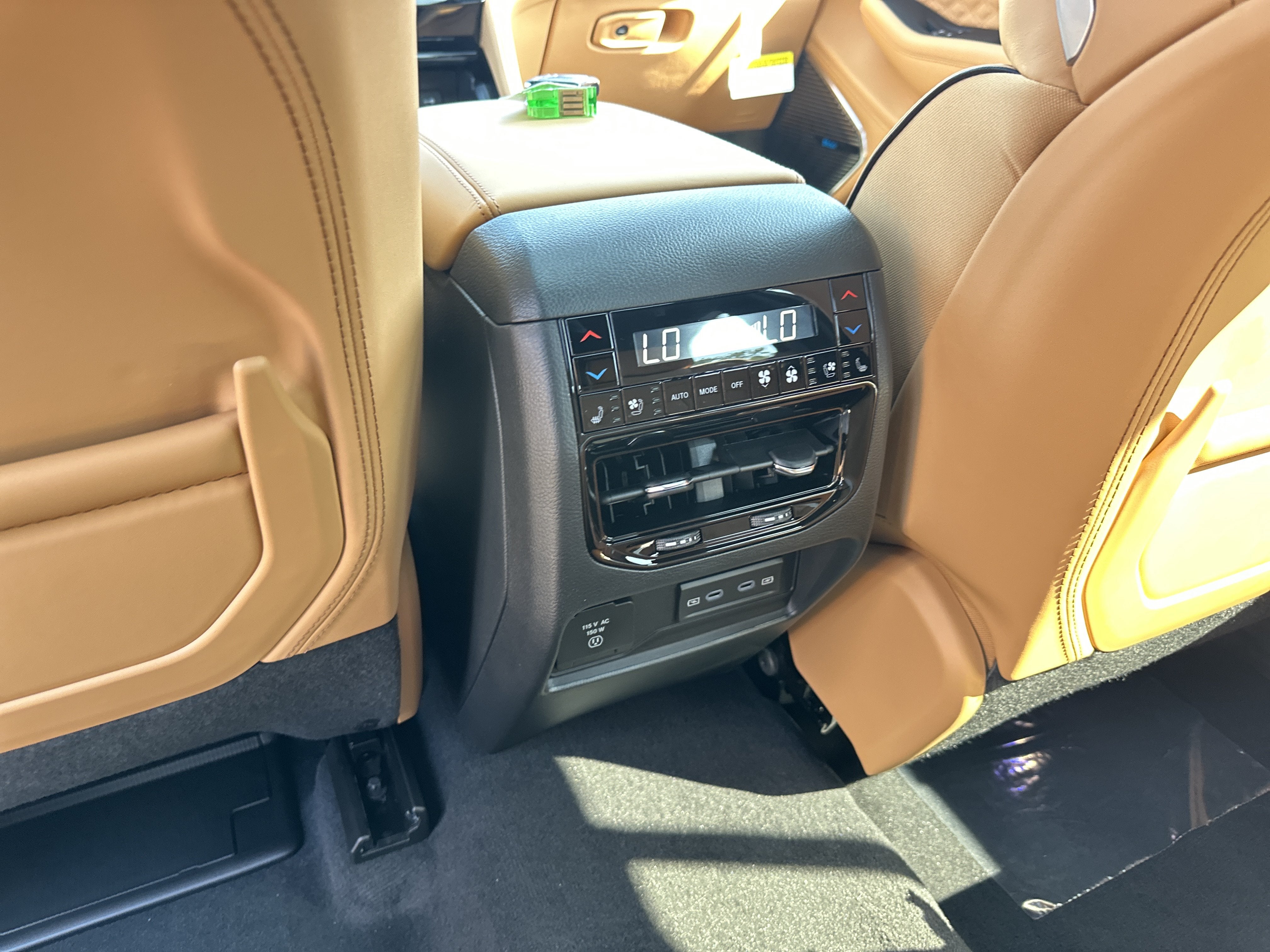 2027 Jeep Grand Cherokee Summit
