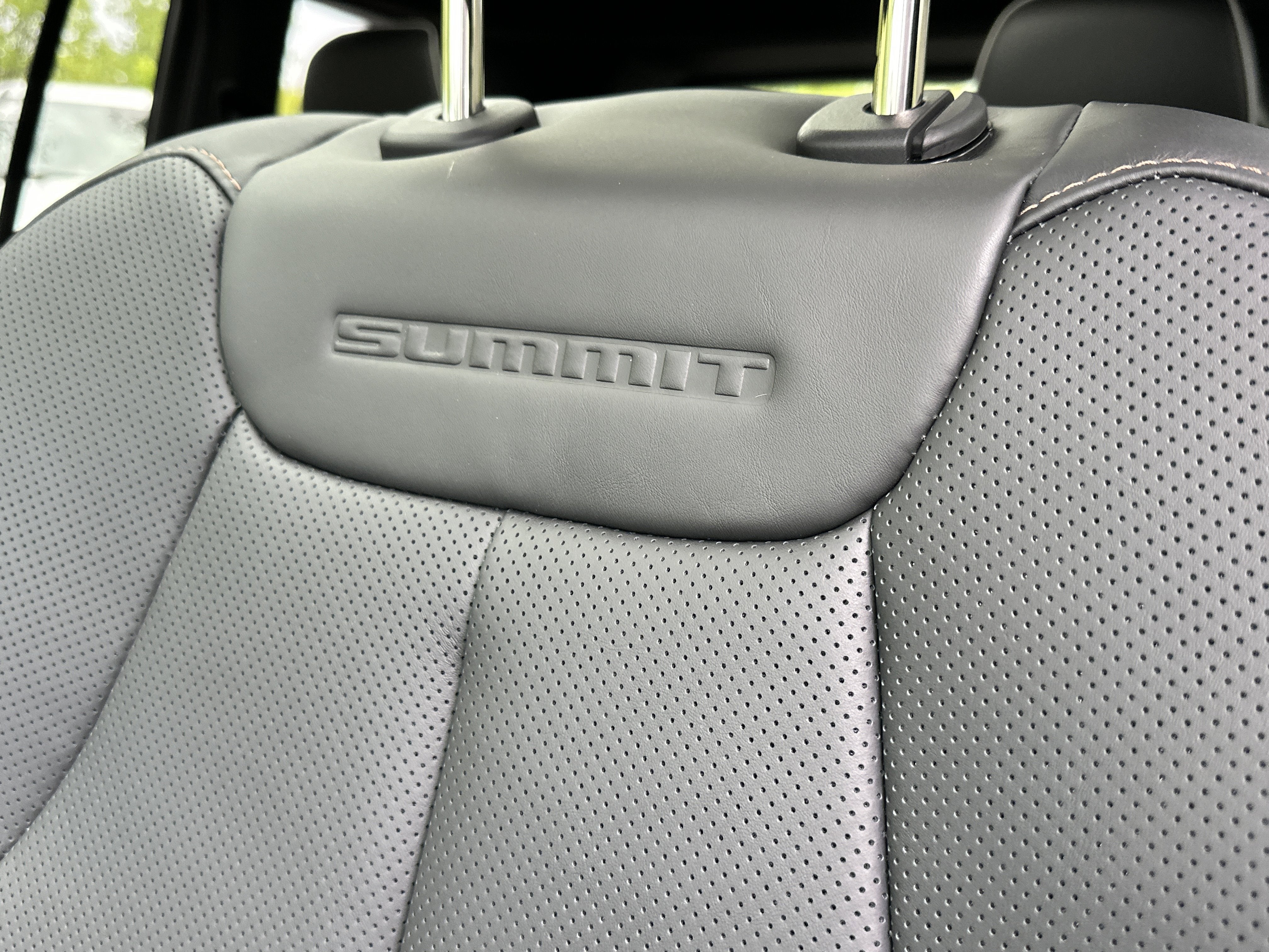 2026 Jeep Grand Cherokee Summit