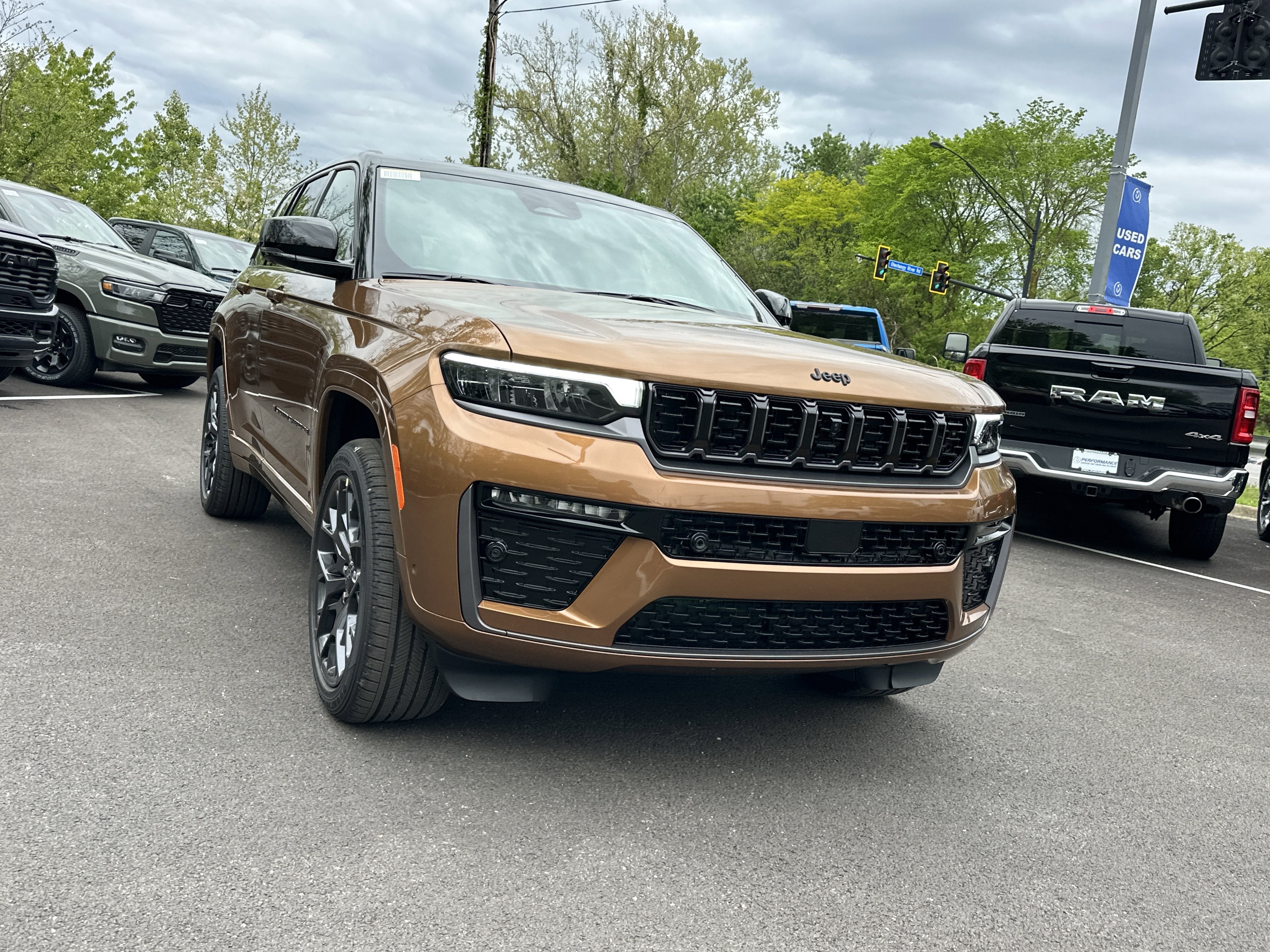2026 Jeep Grand Cherokee Summit