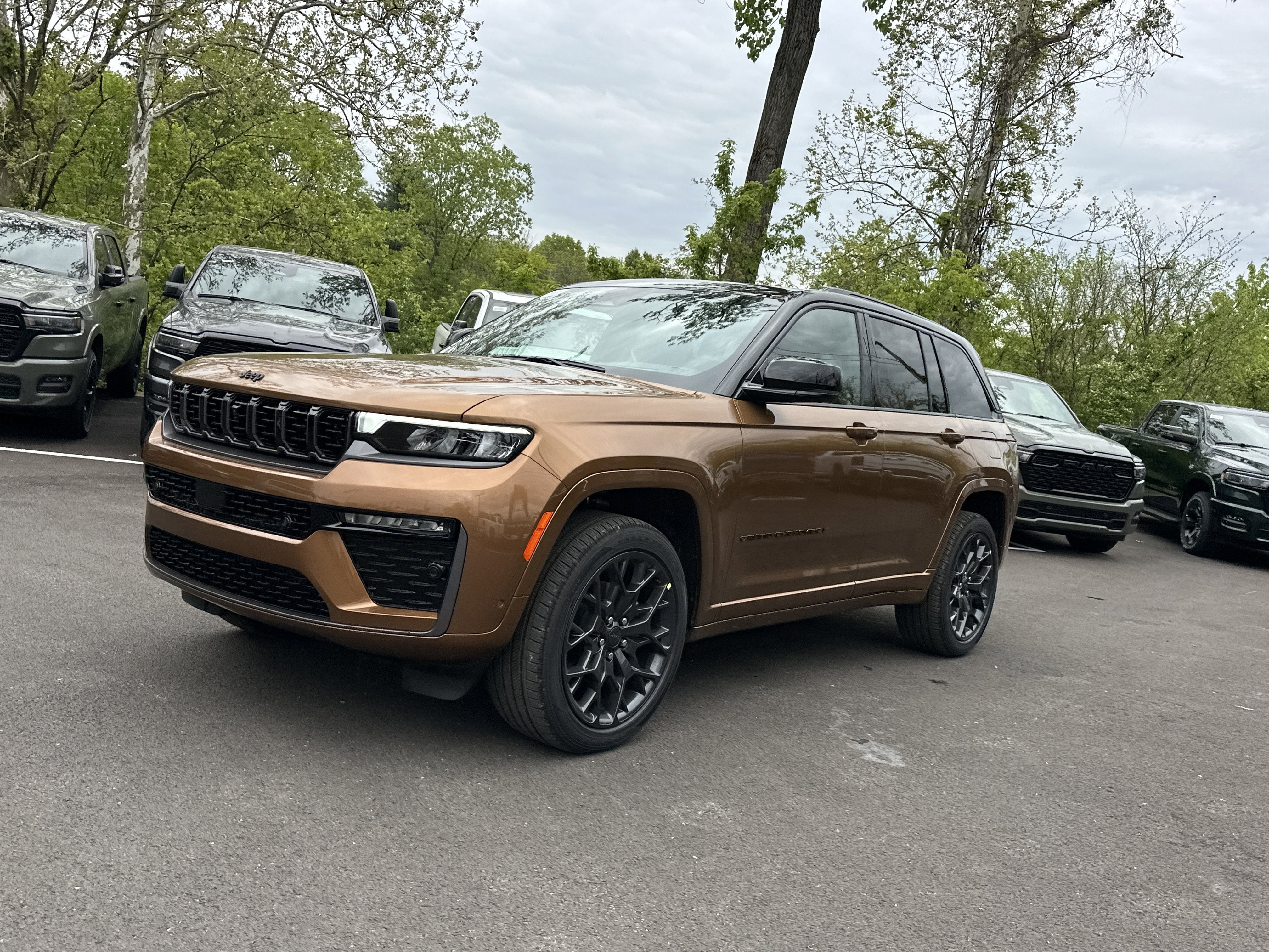 2026 Jeep Grand Cherokee Summit
