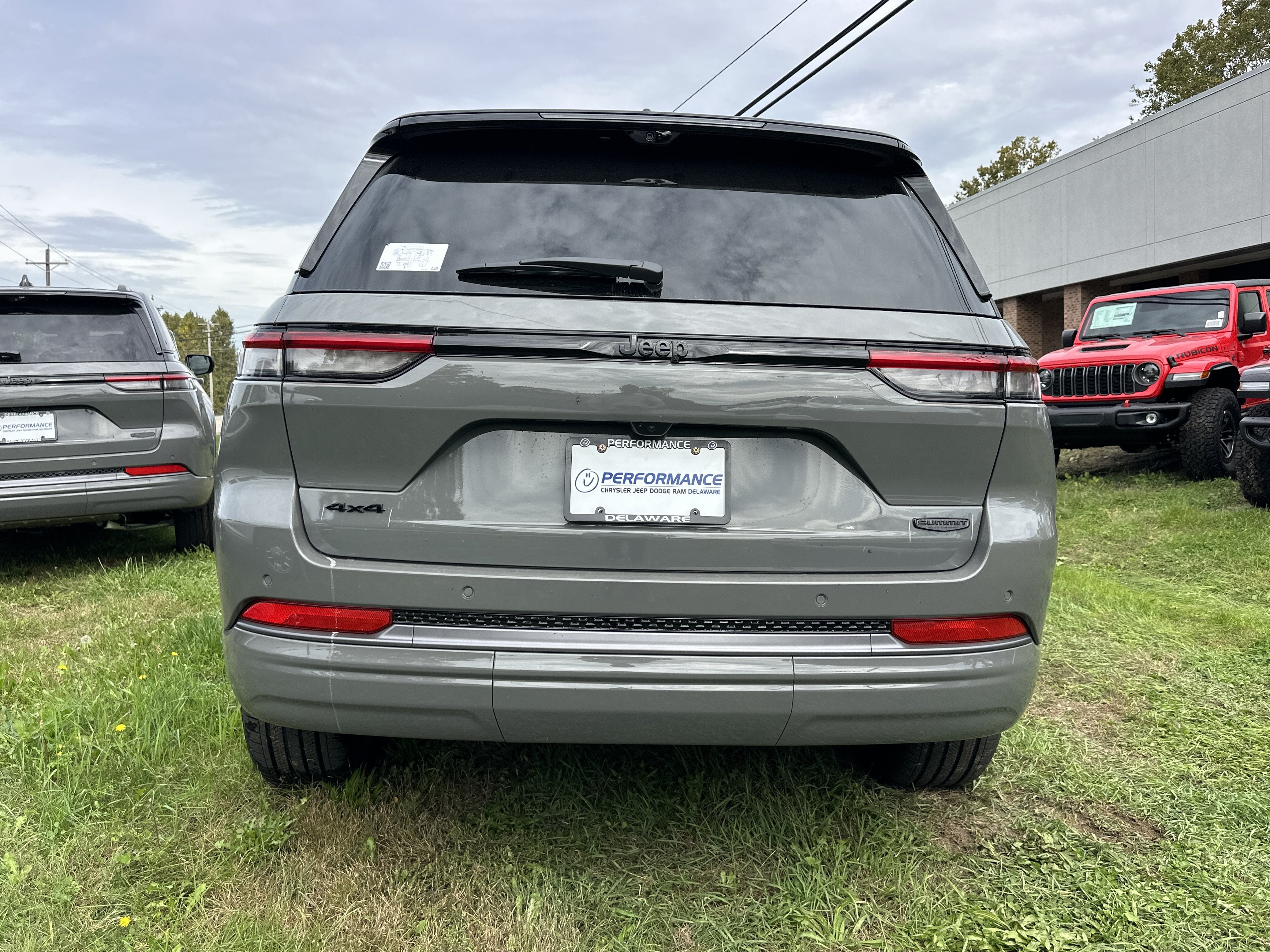 2027 Jeep Grand Cherokee Summit