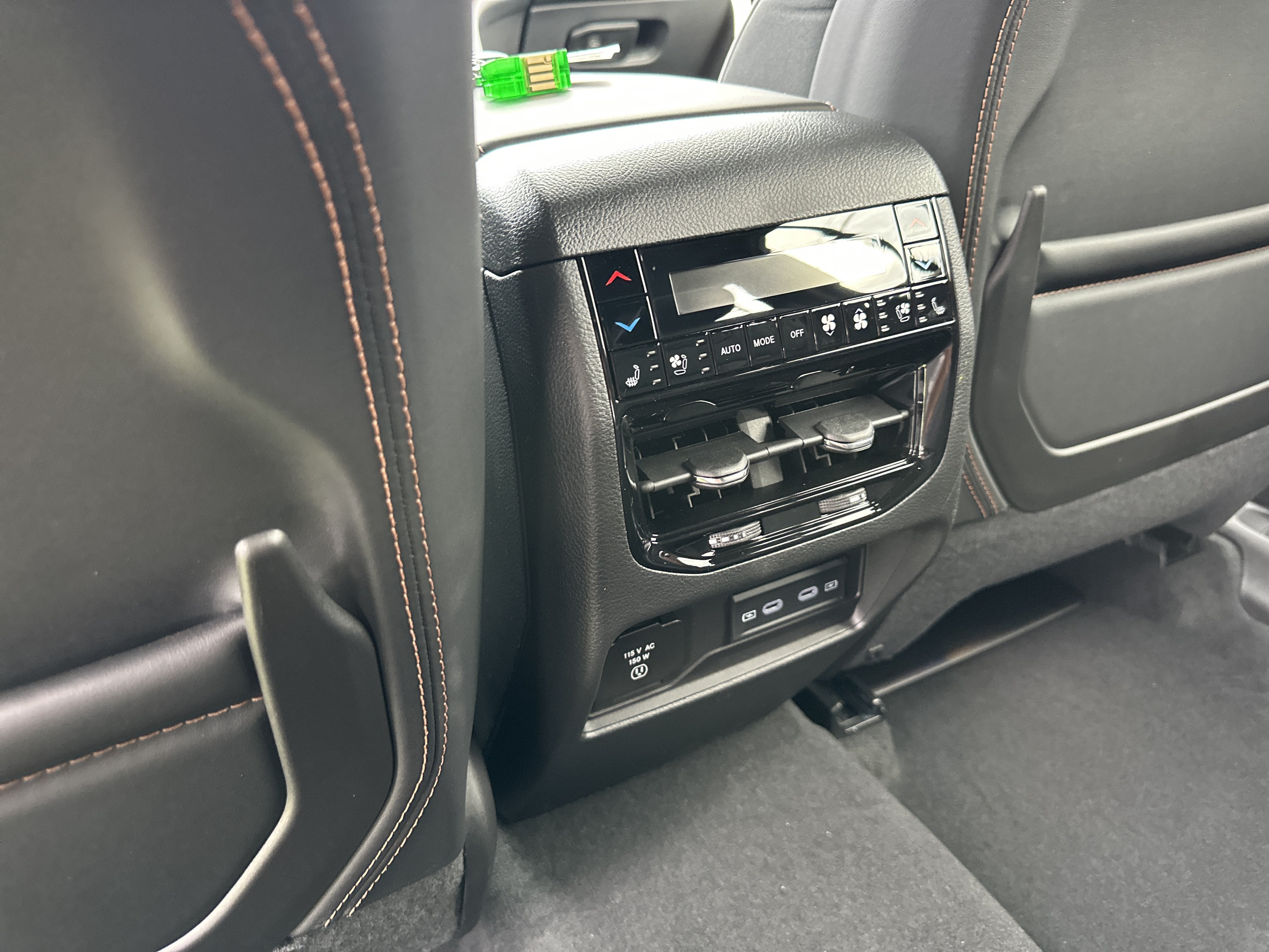 2027 Jeep Grand Cherokee Summit