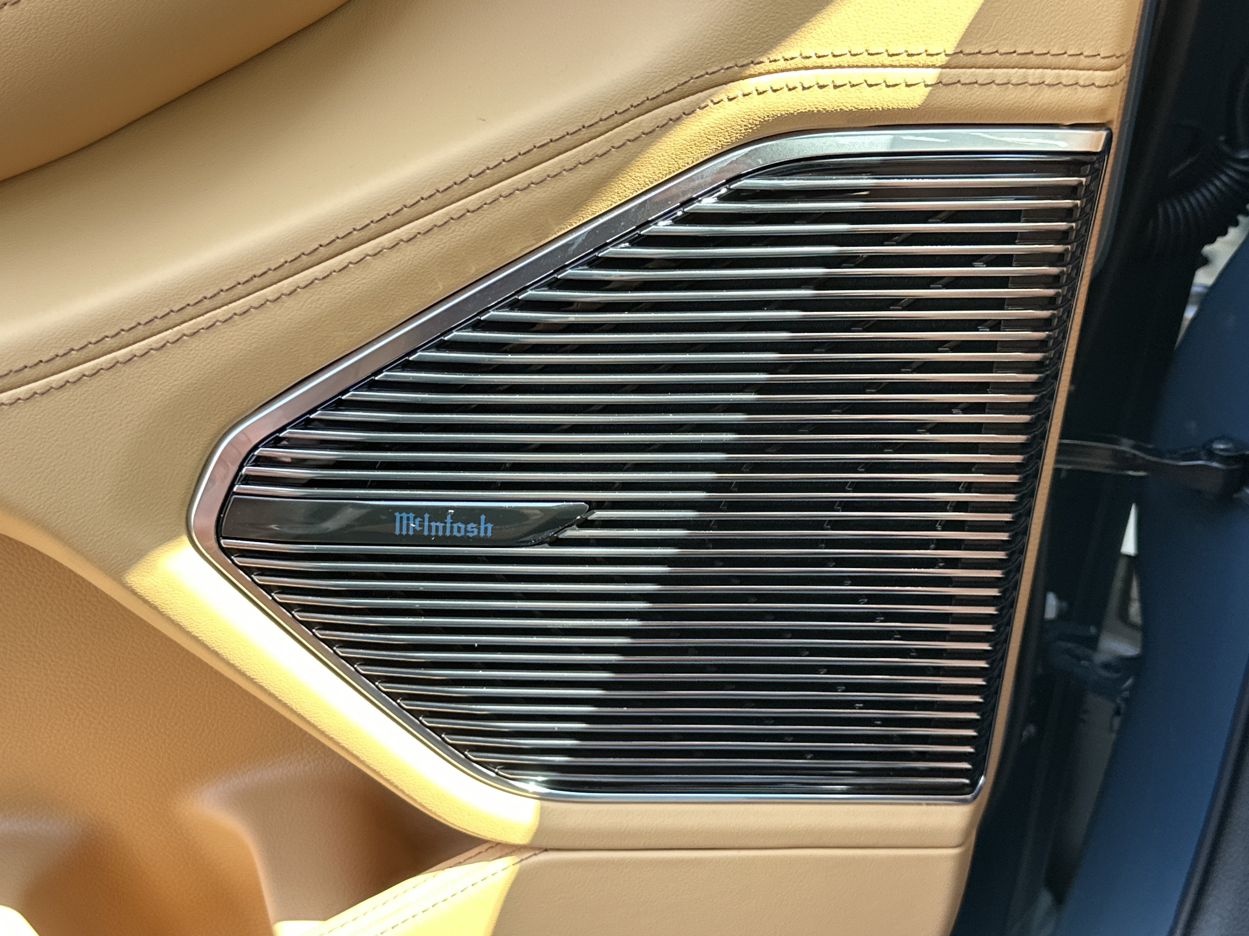 2027 Jeep Grand Cherokee Summit