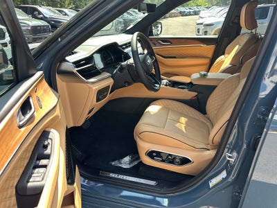 2027 Jeep Grand Cherokee Summit