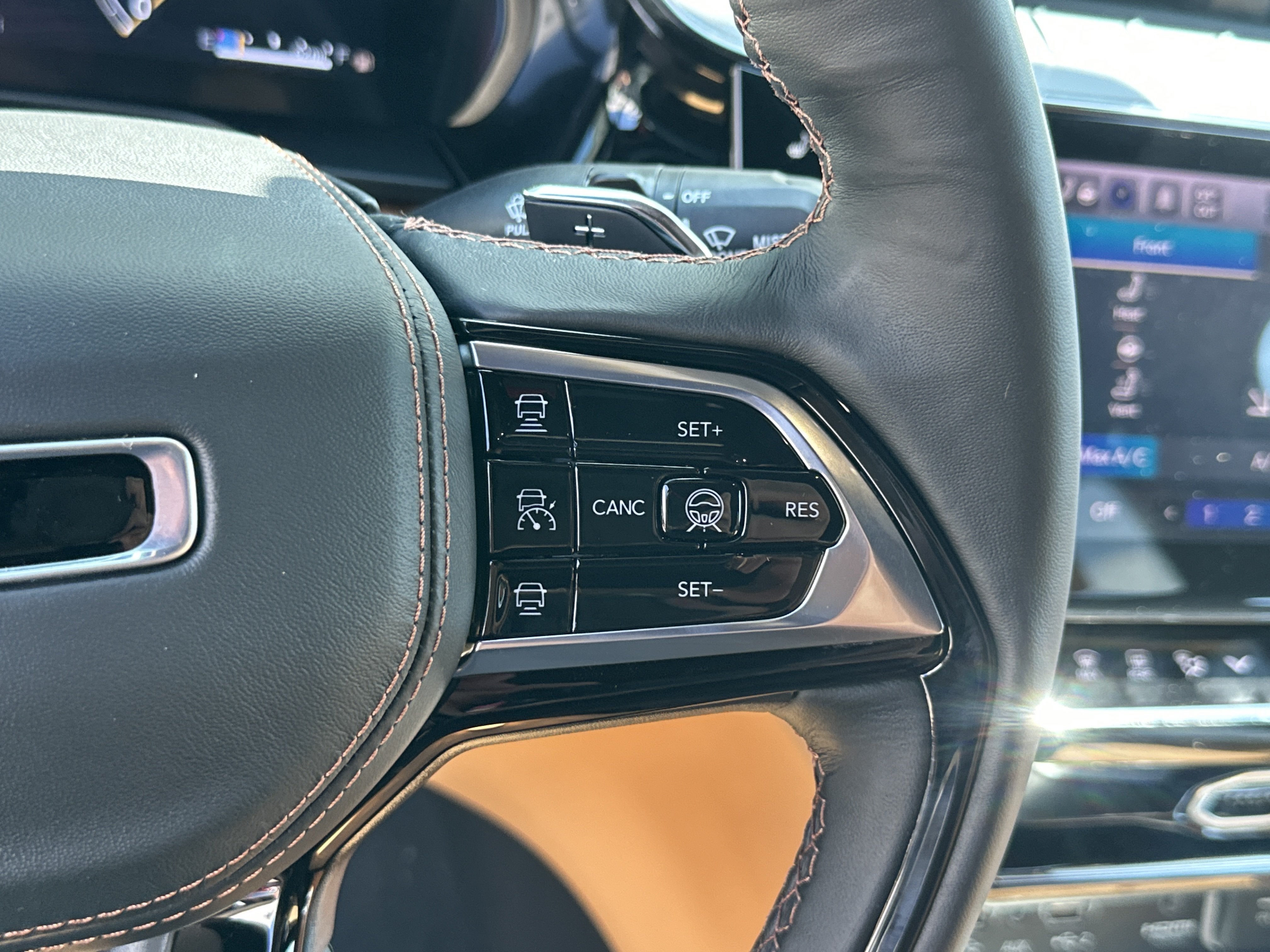 2027 Jeep Grand Cherokee Summit