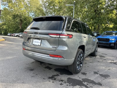 2027 Jeep Grand Cherokee Summit