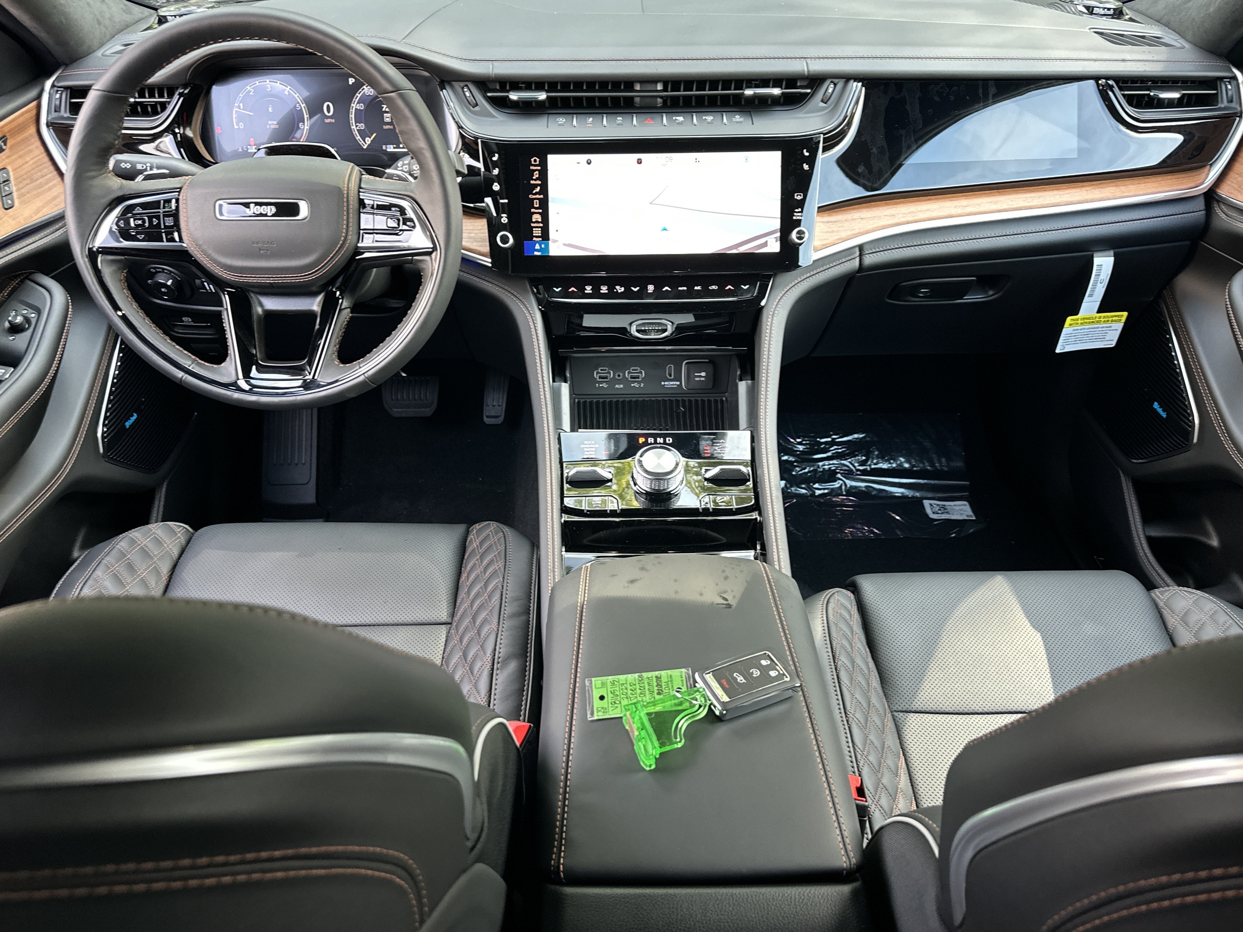 2027 Jeep Grand Cherokee Summit