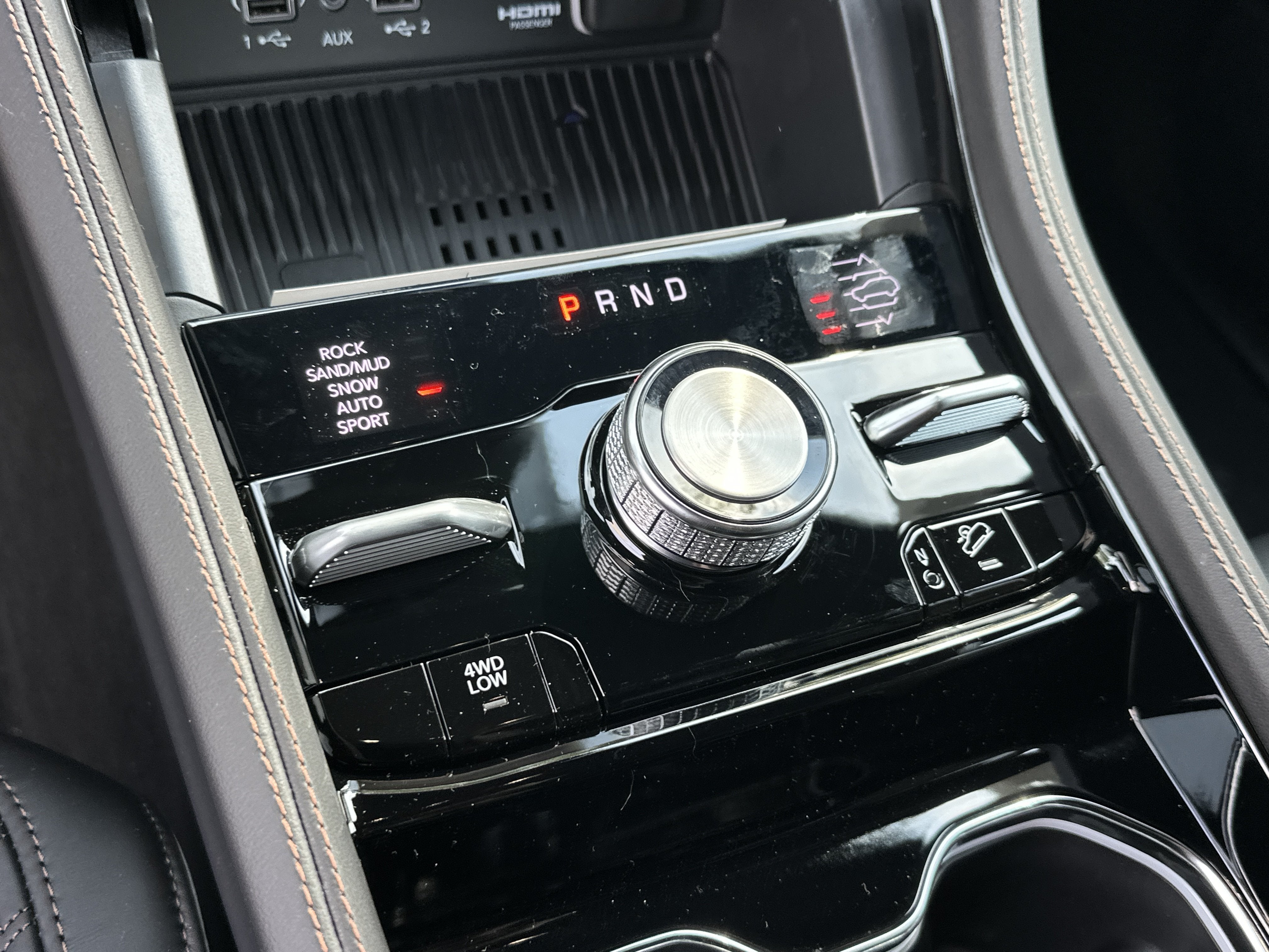 2027 Jeep Grand Cherokee Summit
