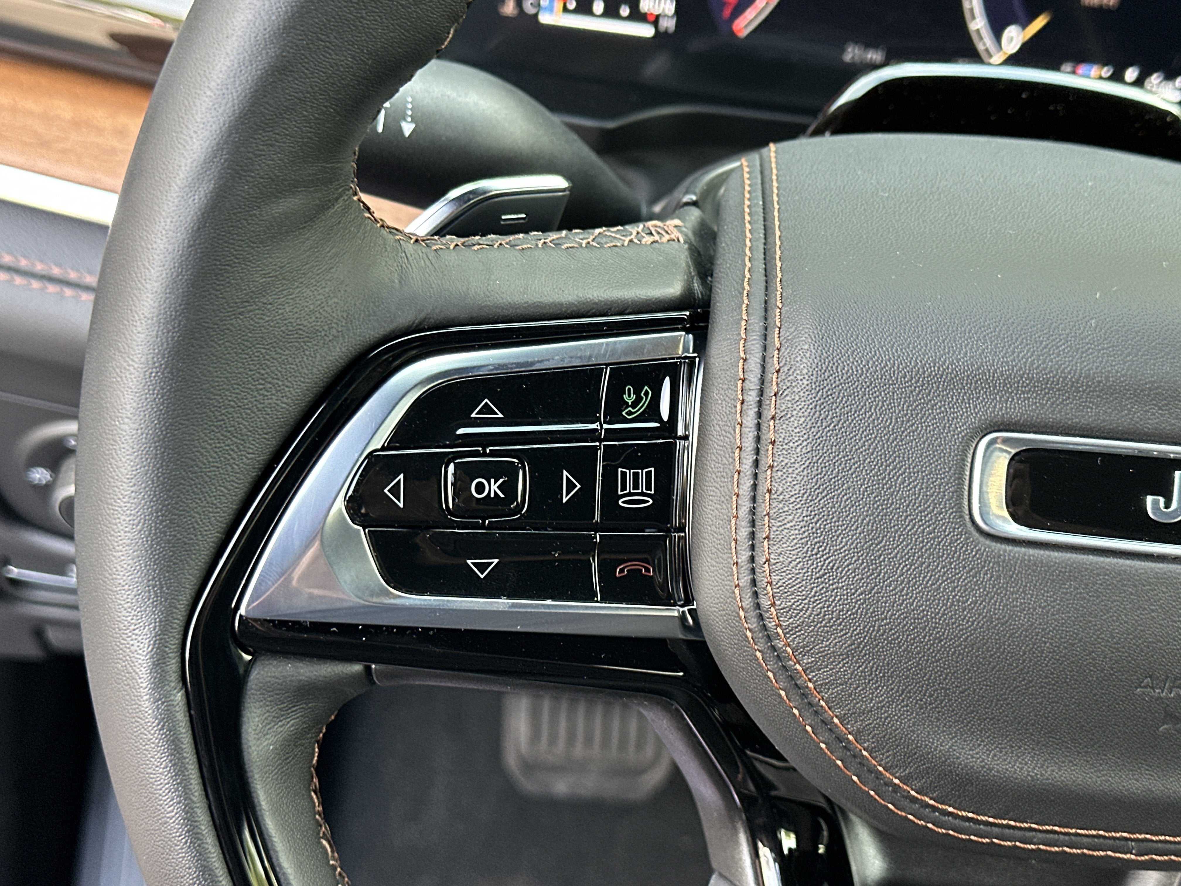 2027 Jeep Grand Cherokee Summit