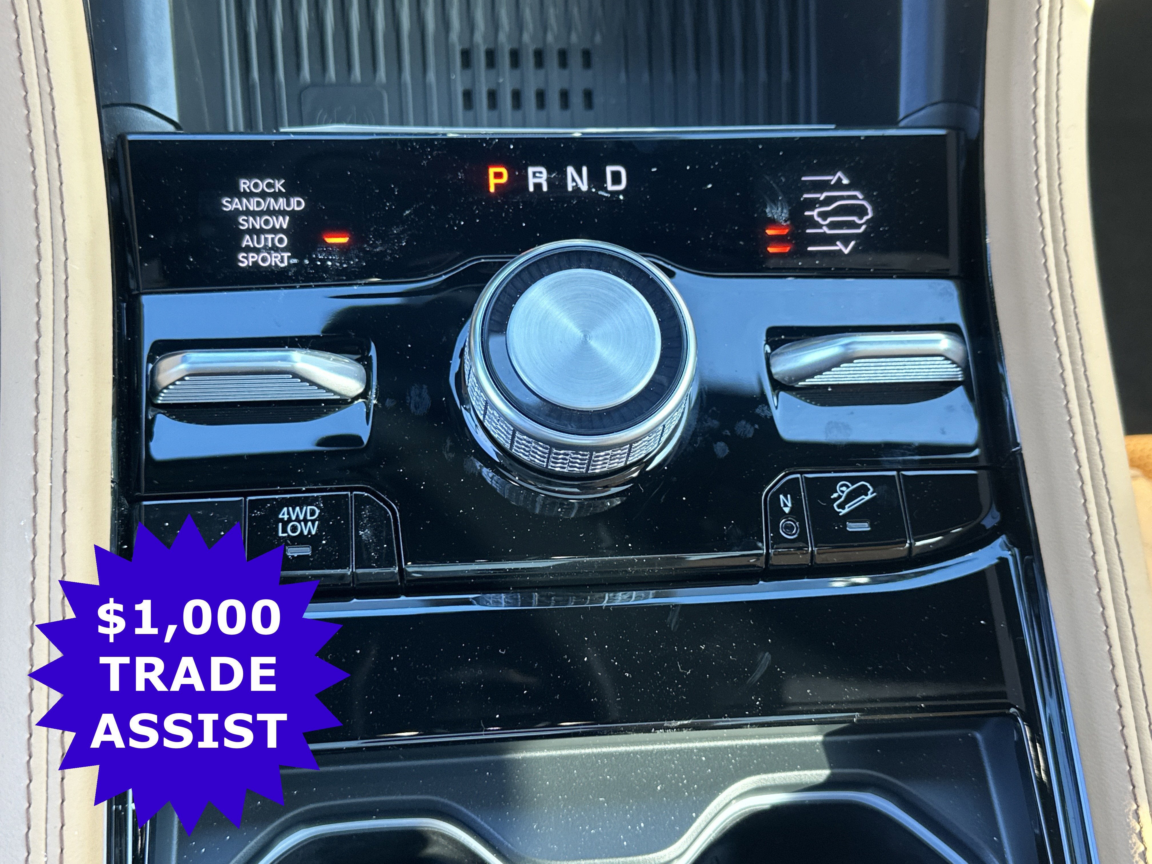 2026 Jeep Grand Cherokee Summit