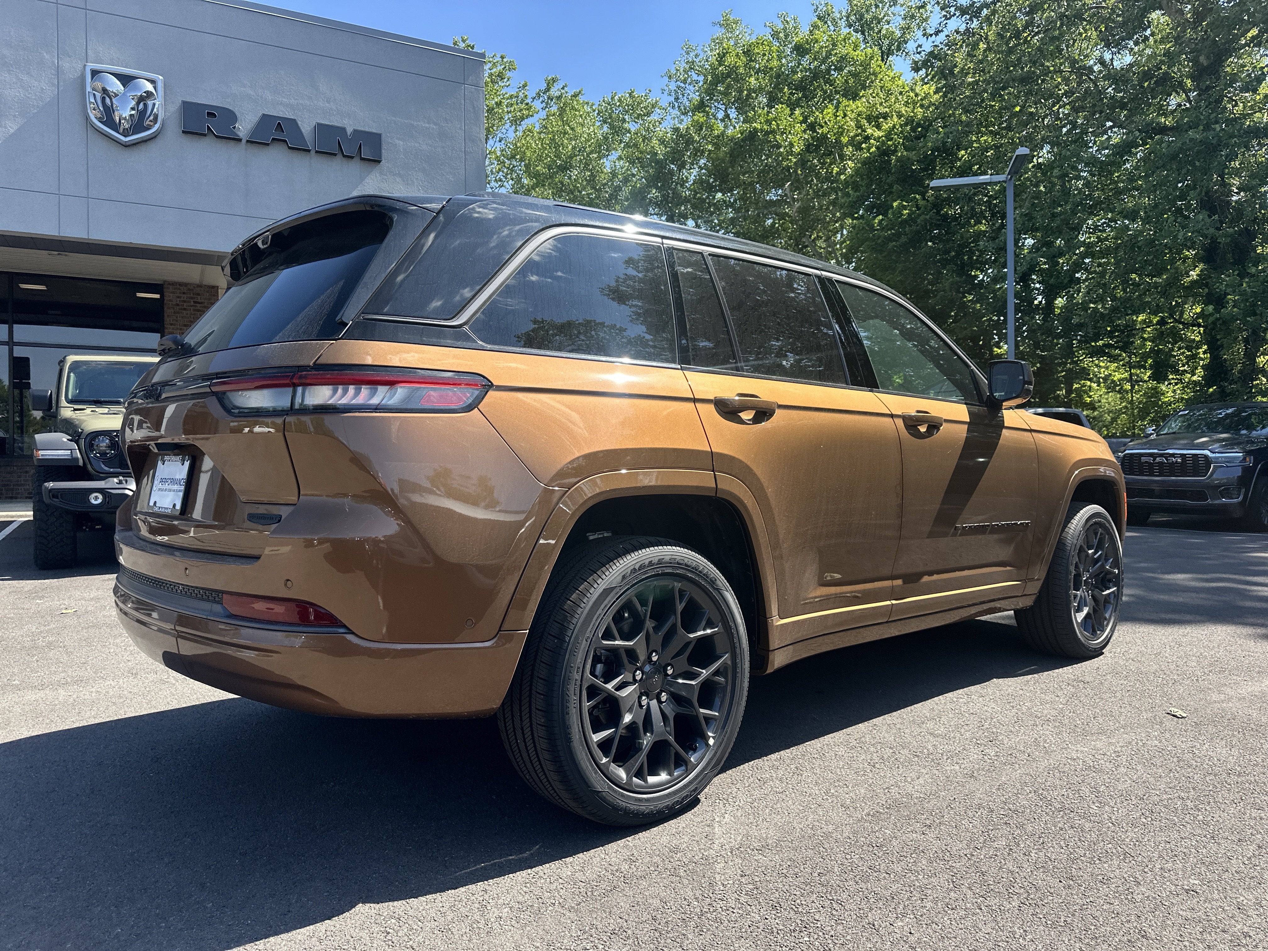 2026 Jeep Grand Cherokee Summit