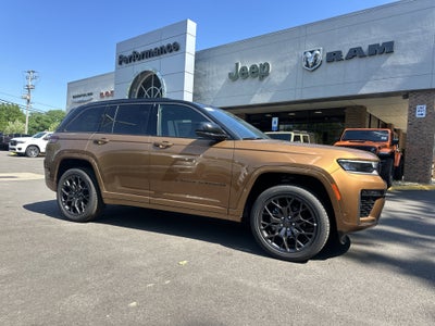 2026 Jeep Grand Cherokee Summit