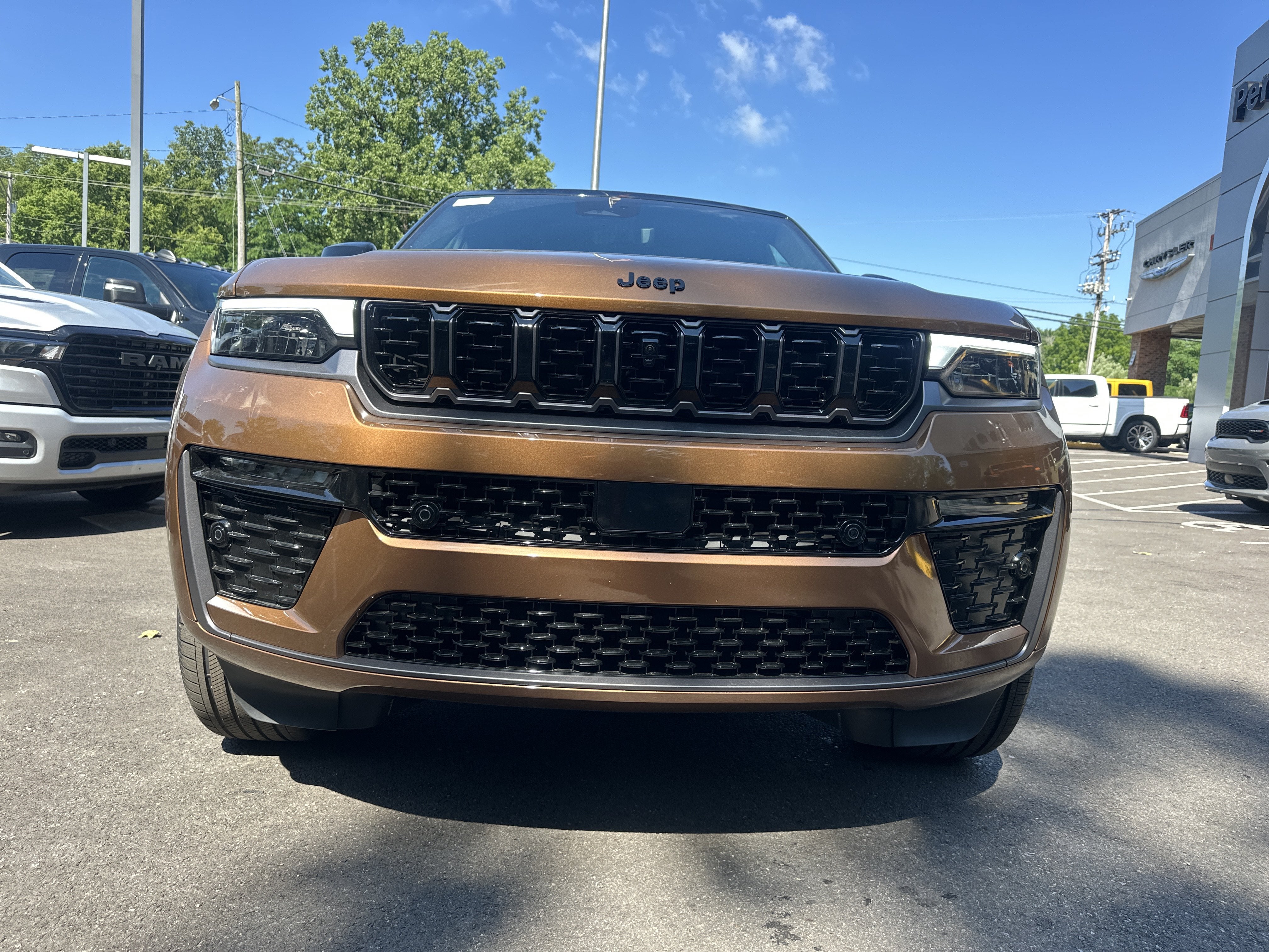 2026 Jeep Grand Cherokee Summit