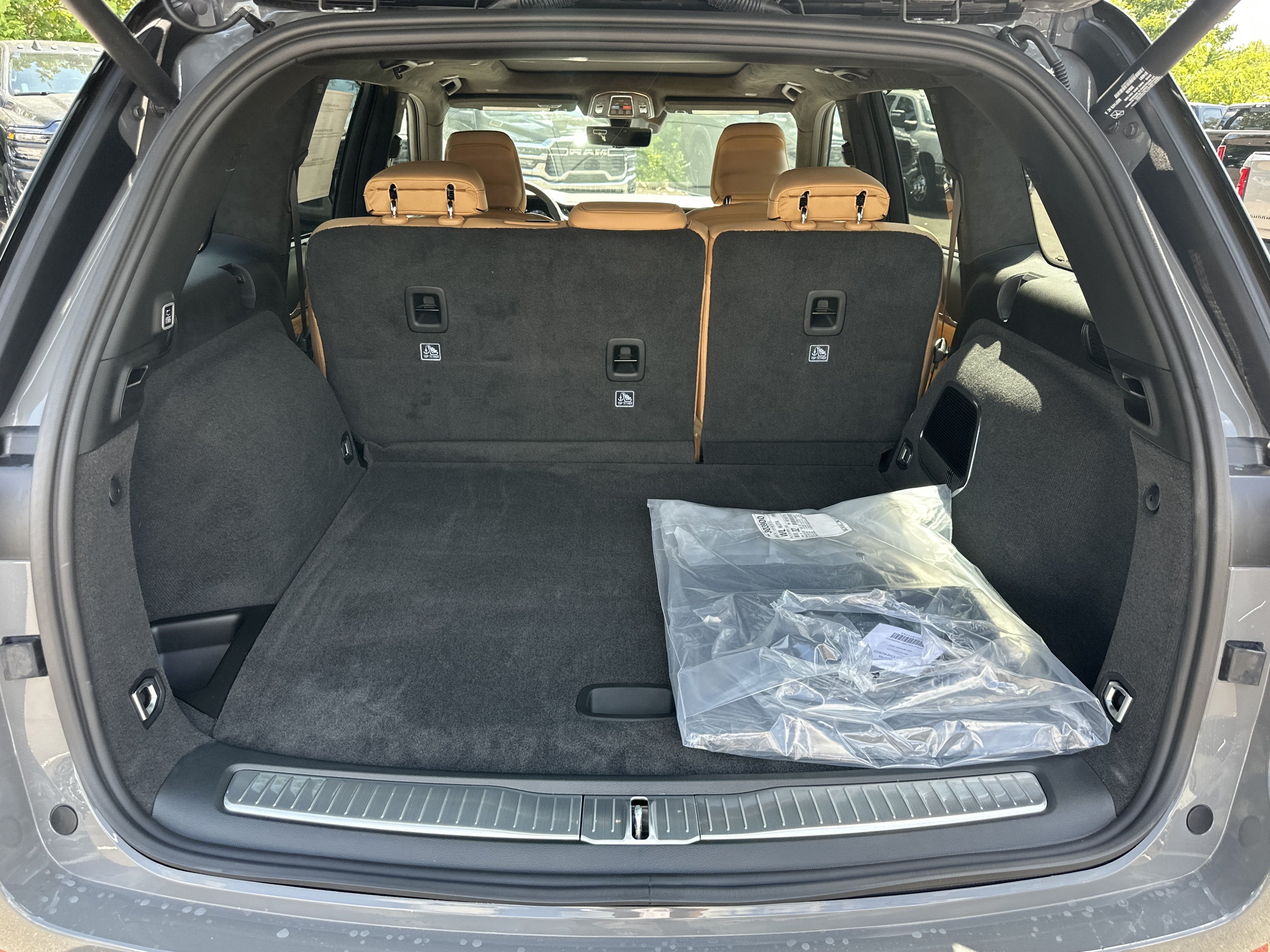 2027 Jeep Grand Cherokee Summit