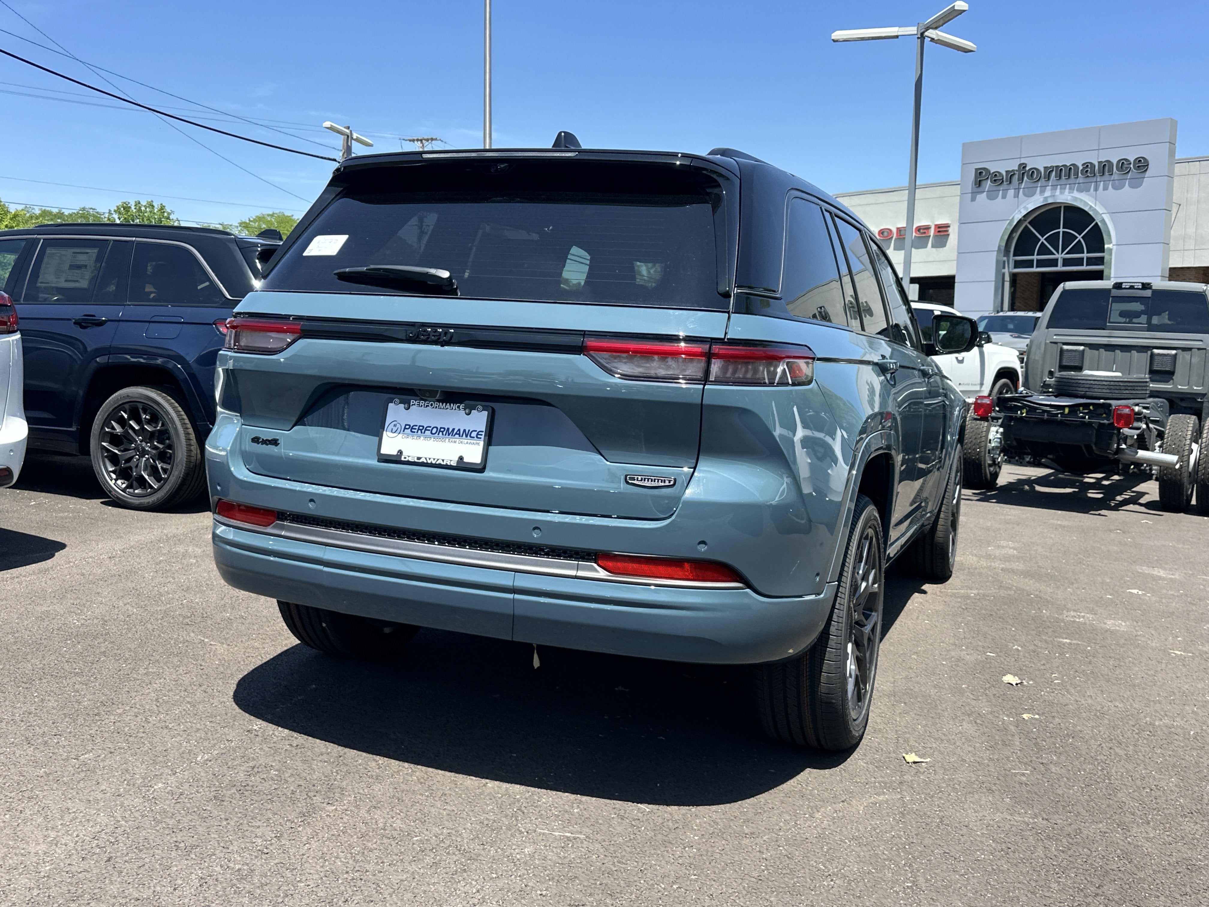 2026 Jeep Grand Cherokee Summit