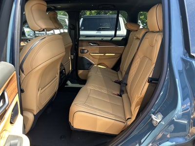 2026 Jeep Grand Cherokee Summit