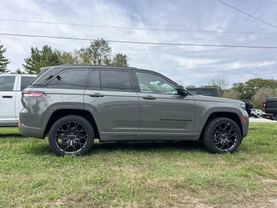 2027 Jeep Grand Cherokee Summit