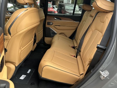 2027 Jeep Grand Cherokee Summit