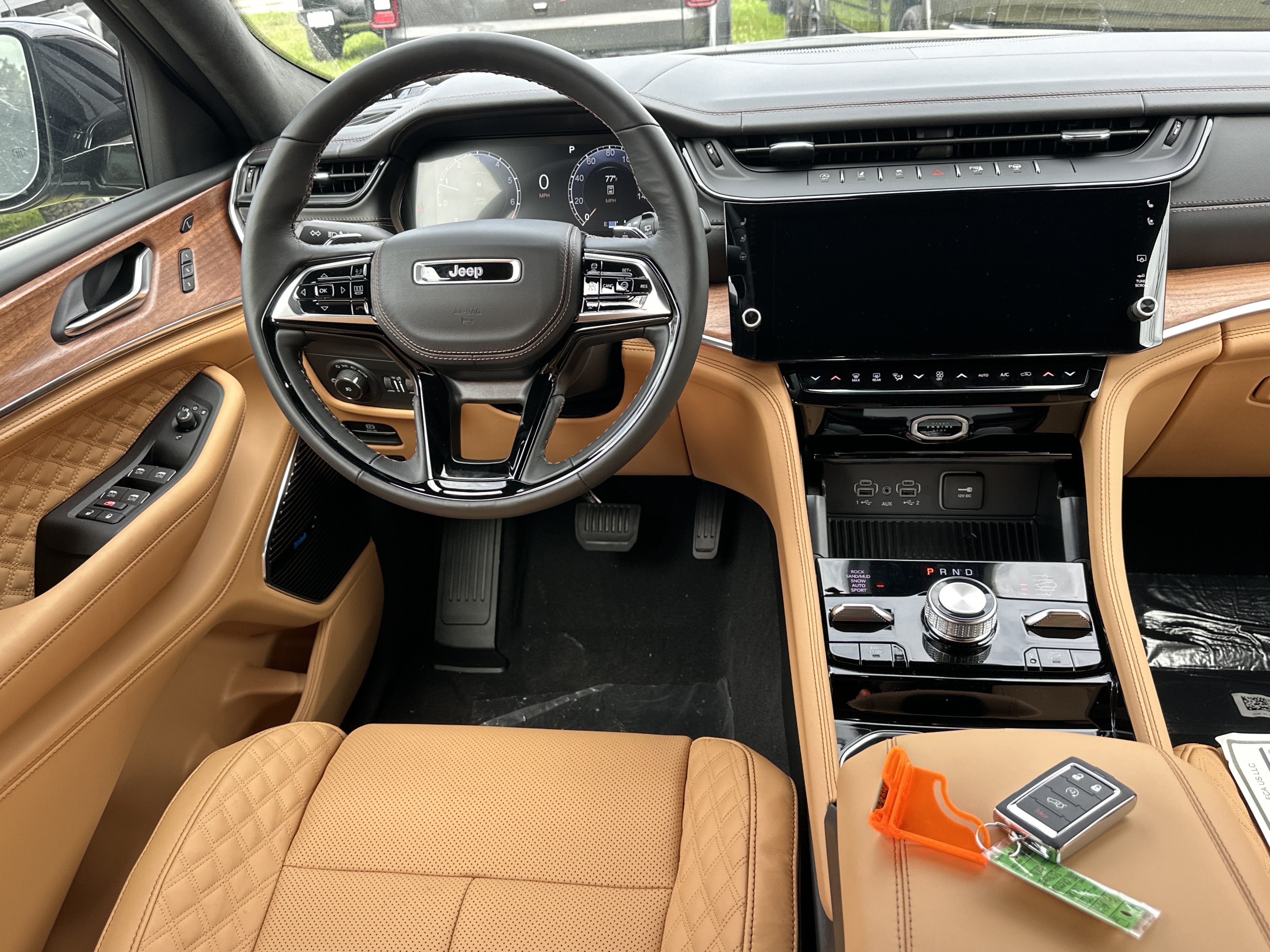 2027 Jeep Grand Cherokee Summit
