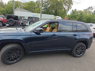 2027 Jeep Grand Cherokee Summit
