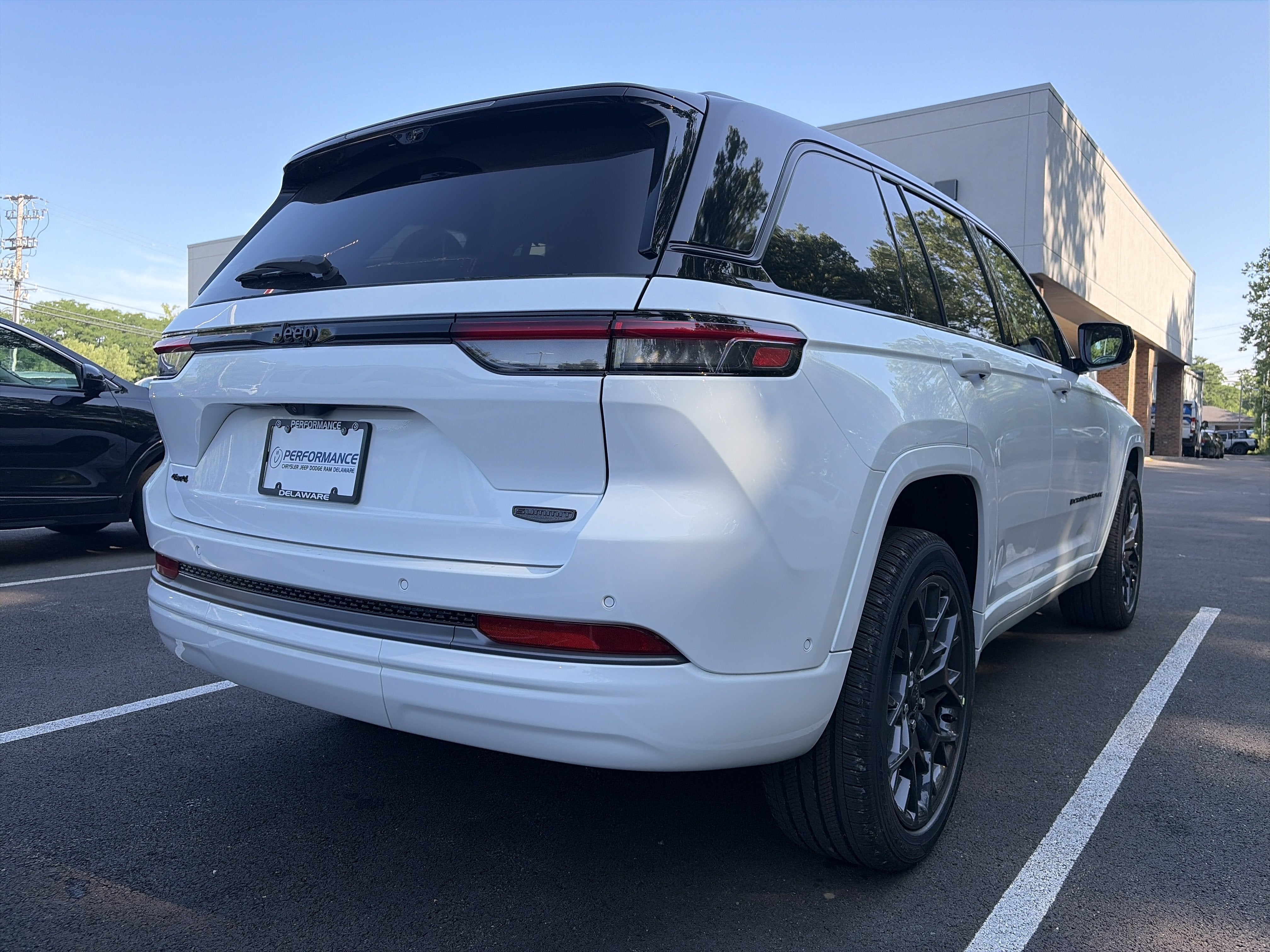 2026 Jeep Grand Cherokee Summit