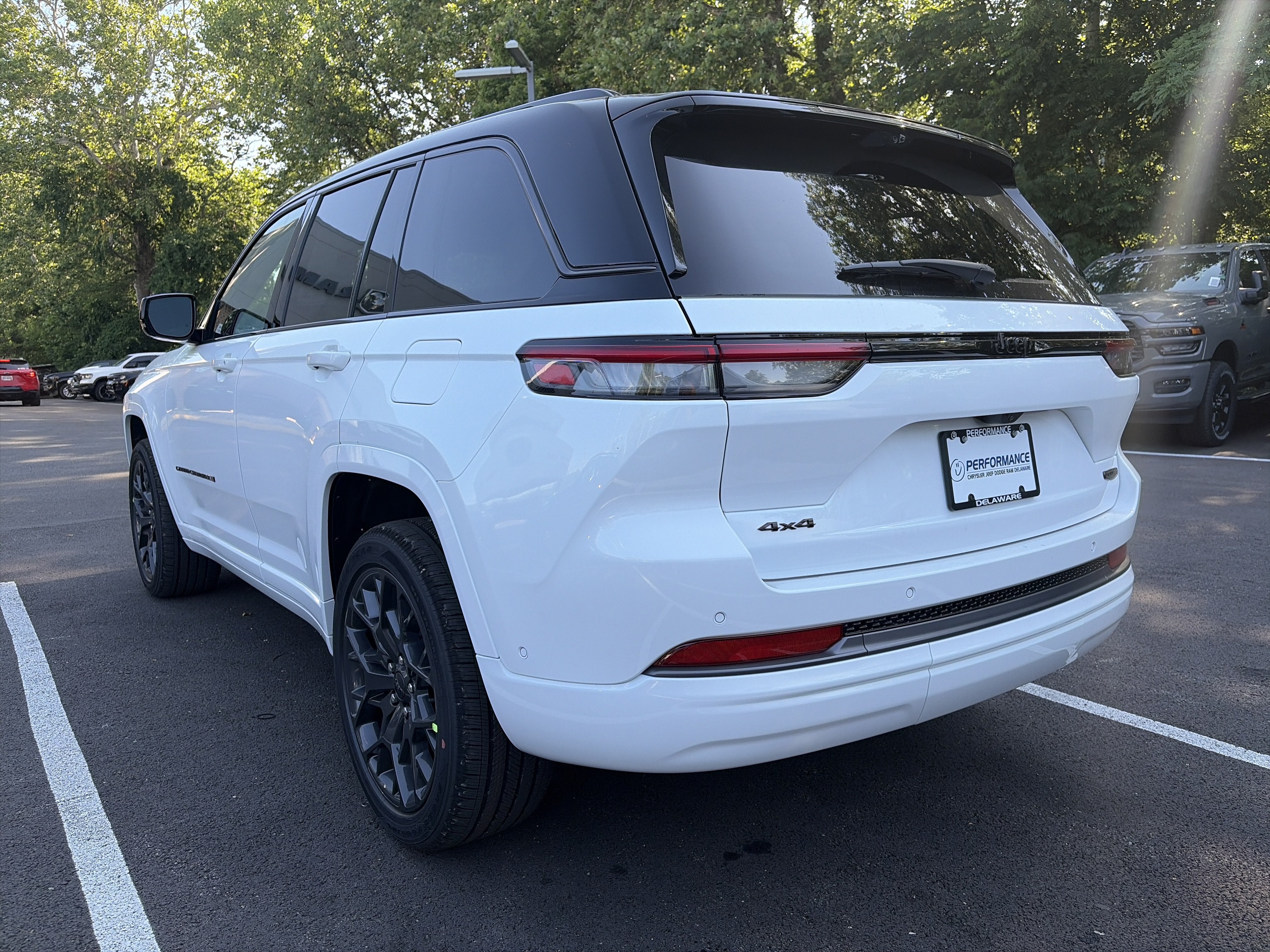 2026 Jeep Grand Cherokee Summit