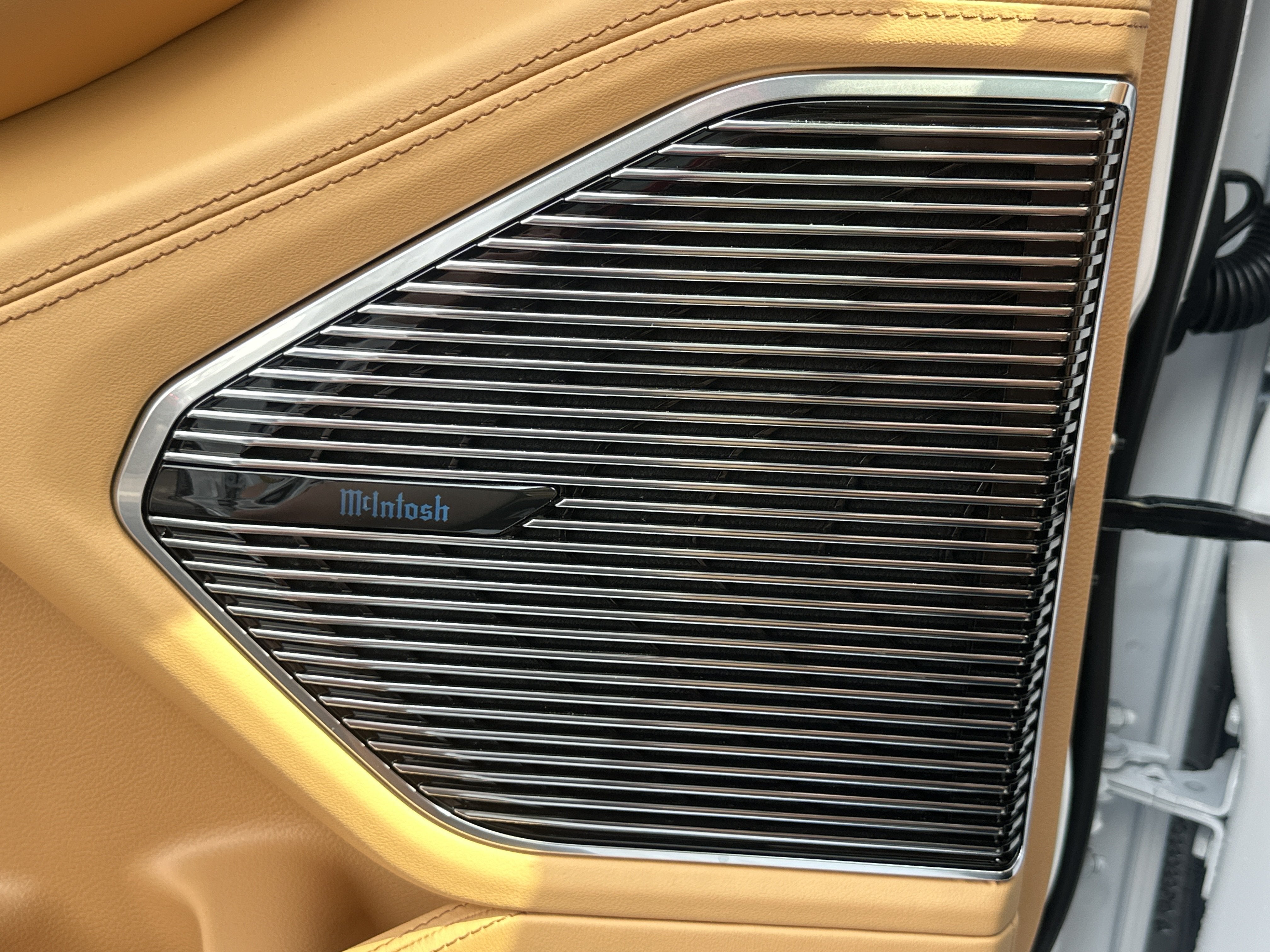 2027 Jeep Grand Cherokee Summit
