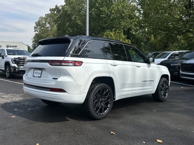 2027 Jeep Grand Cherokee Summit