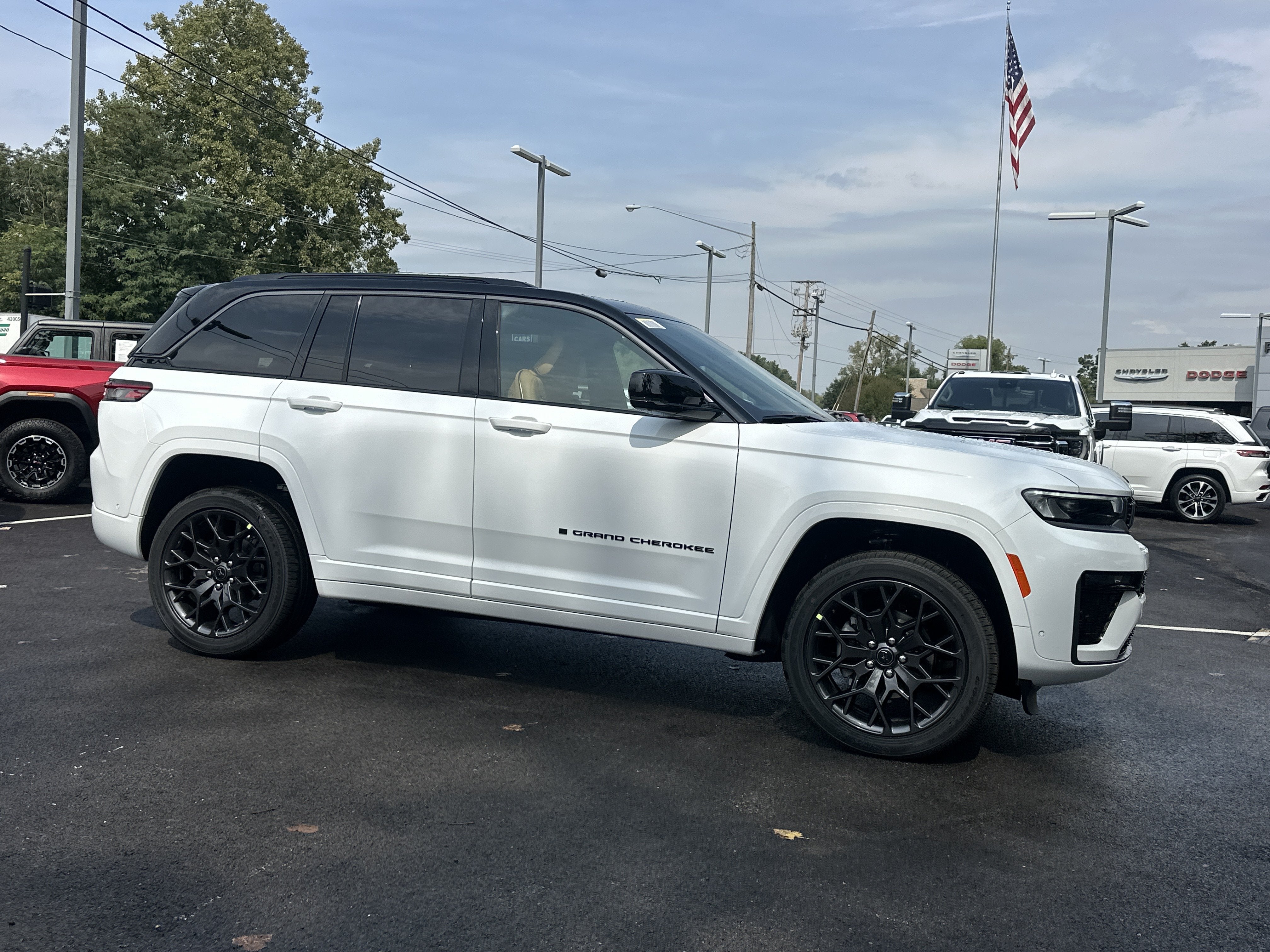 2027 Jeep Grand Cherokee Summit