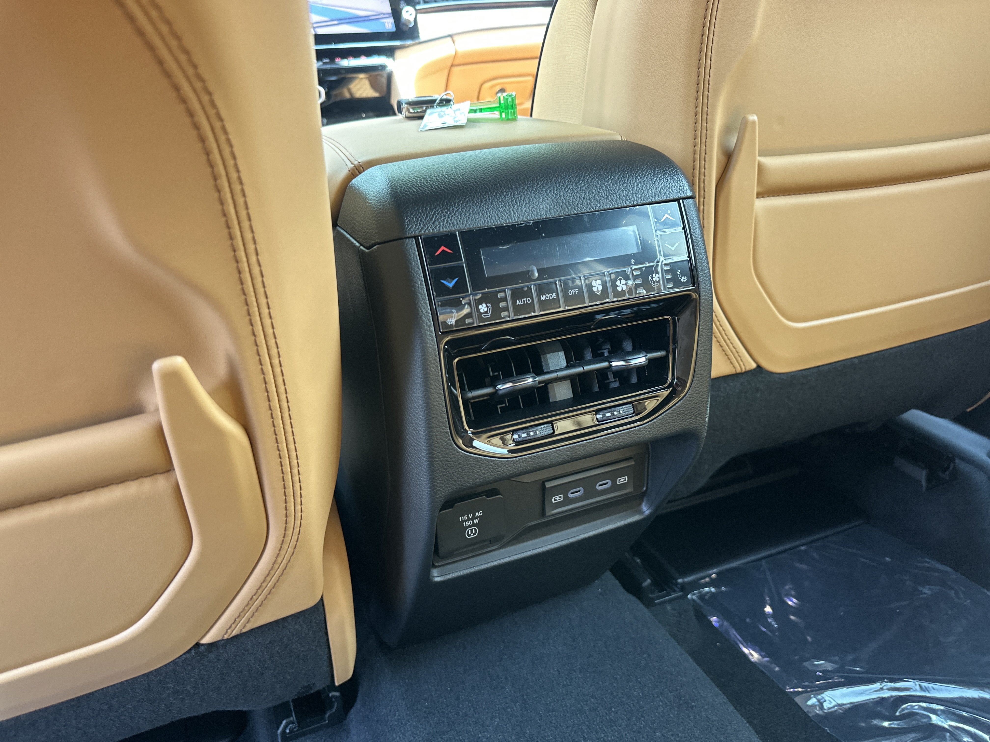 2027 Jeep Grand Cherokee Summit