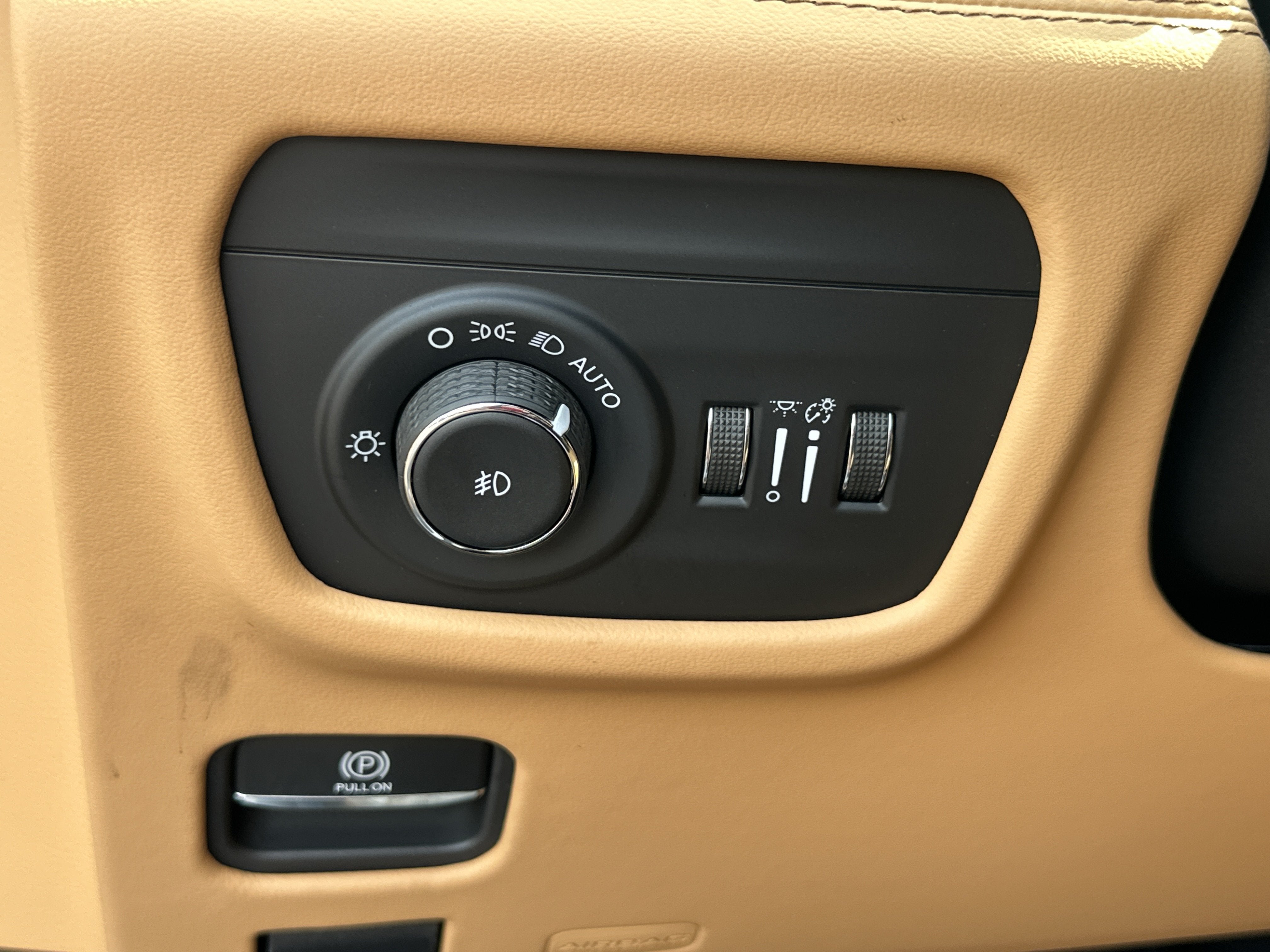 2027 Jeep Grand Cherokee Summit