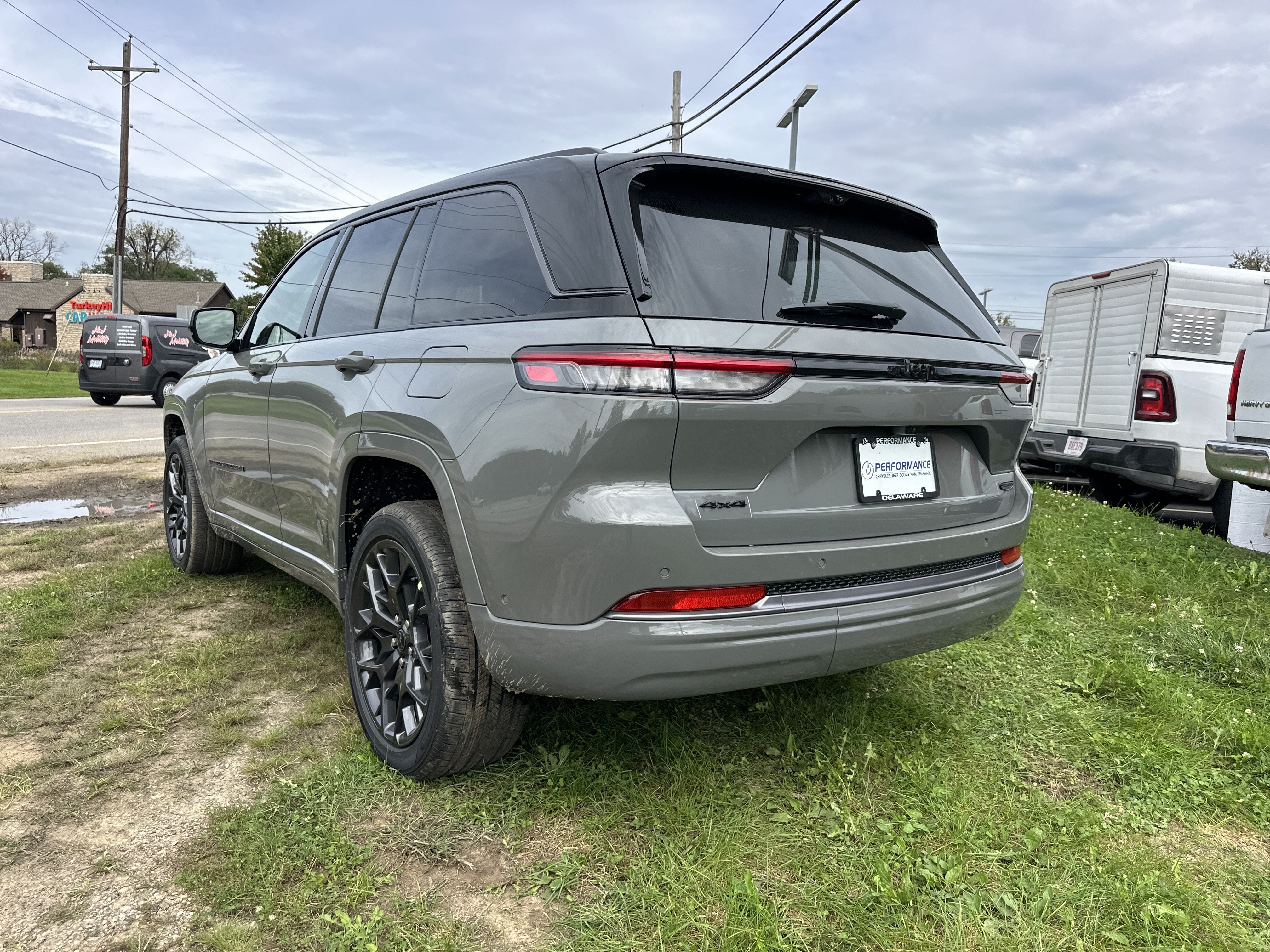 2027 Jeep Grand Cherokee Summit