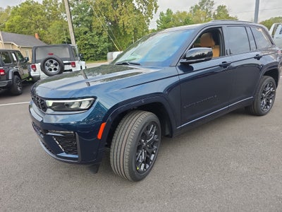 2027 Jeep Grand Cherokee Summit