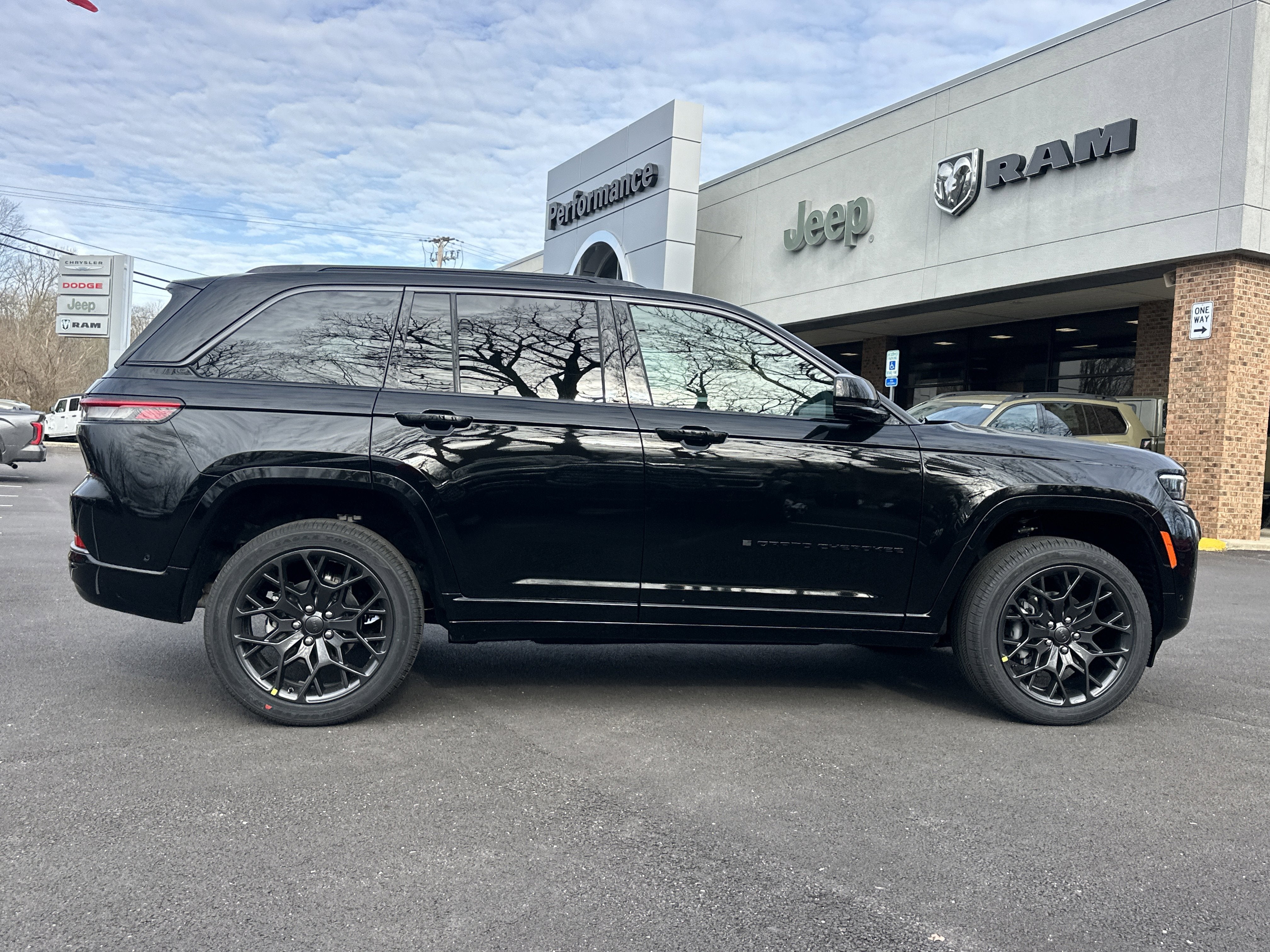 2026 Jeep Grand Cherokee Summit