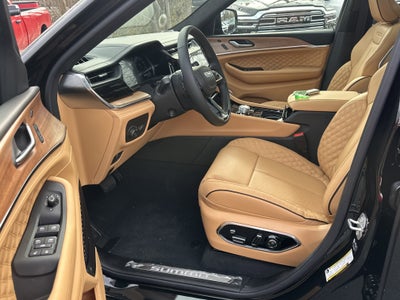 2026 Jeep Grand Cherokee Summit