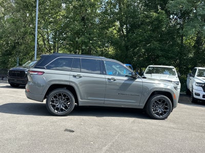 2027 Jeep Grand Cherokee Summit