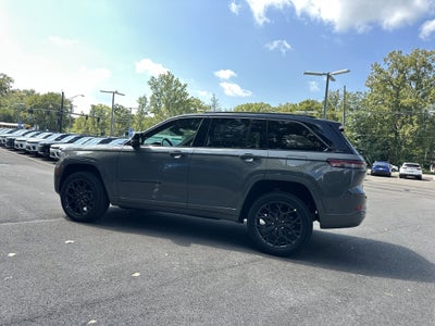 2027 Jeep Grand Cherokee Summit