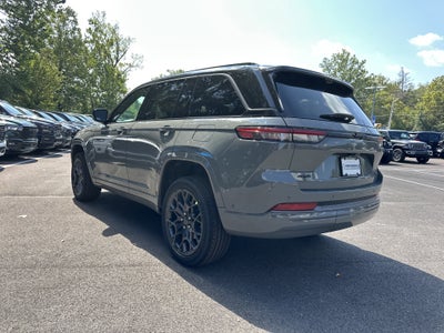 2027 Jeep Grand Cherokee Summit