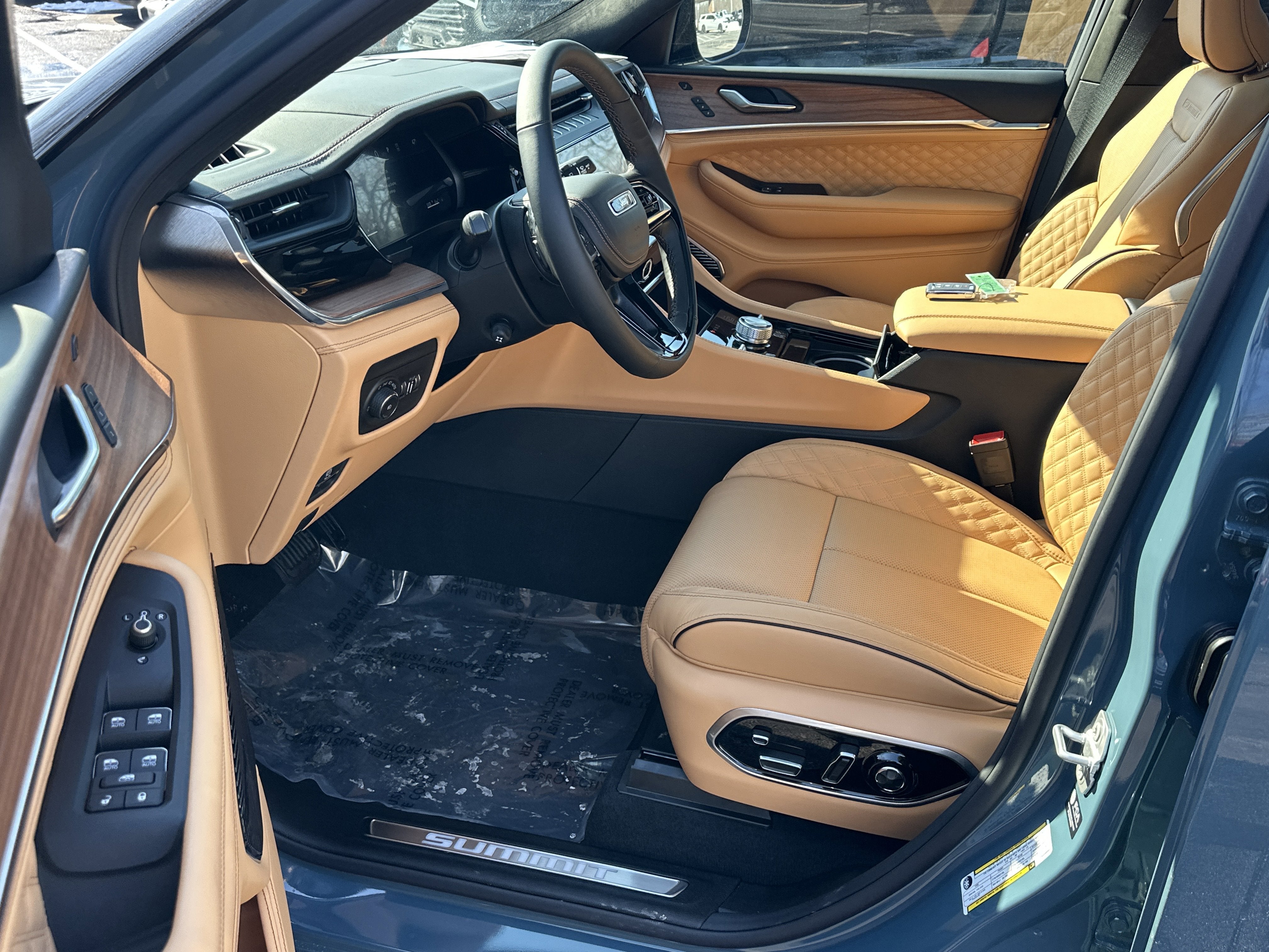 2026 Jeep Grand Cherokee Summit