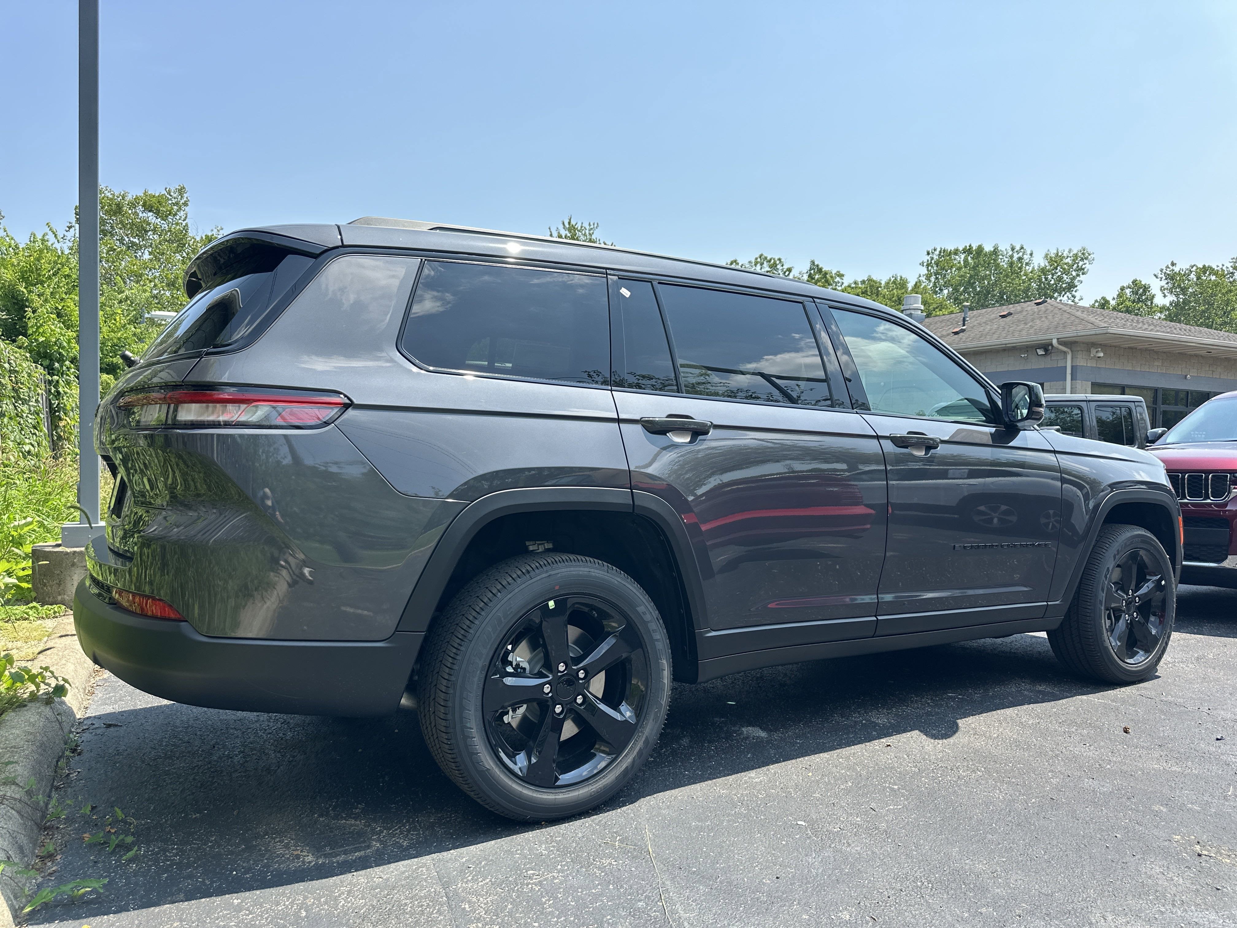 2025 Jeep Grand Cherokee L Altitude