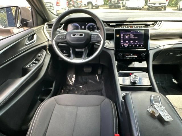 2024 Jeep Grand Cherokee L Laredo